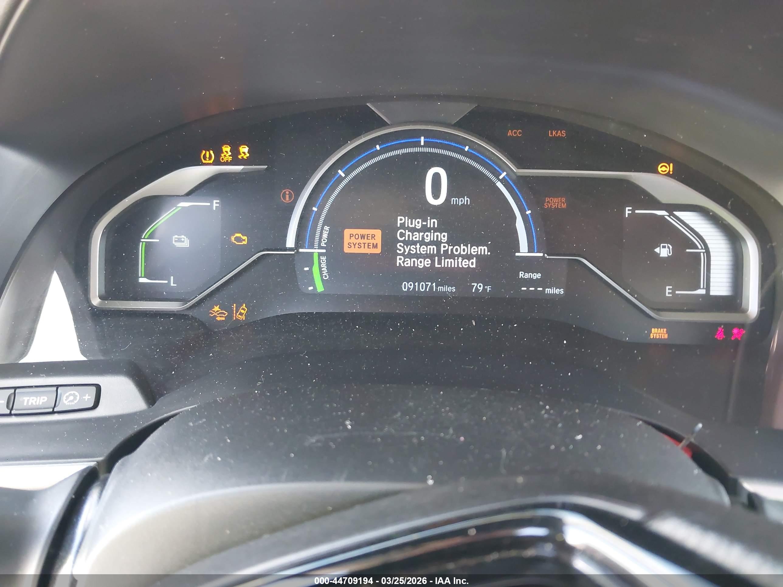 HONDA CLARITY image 7