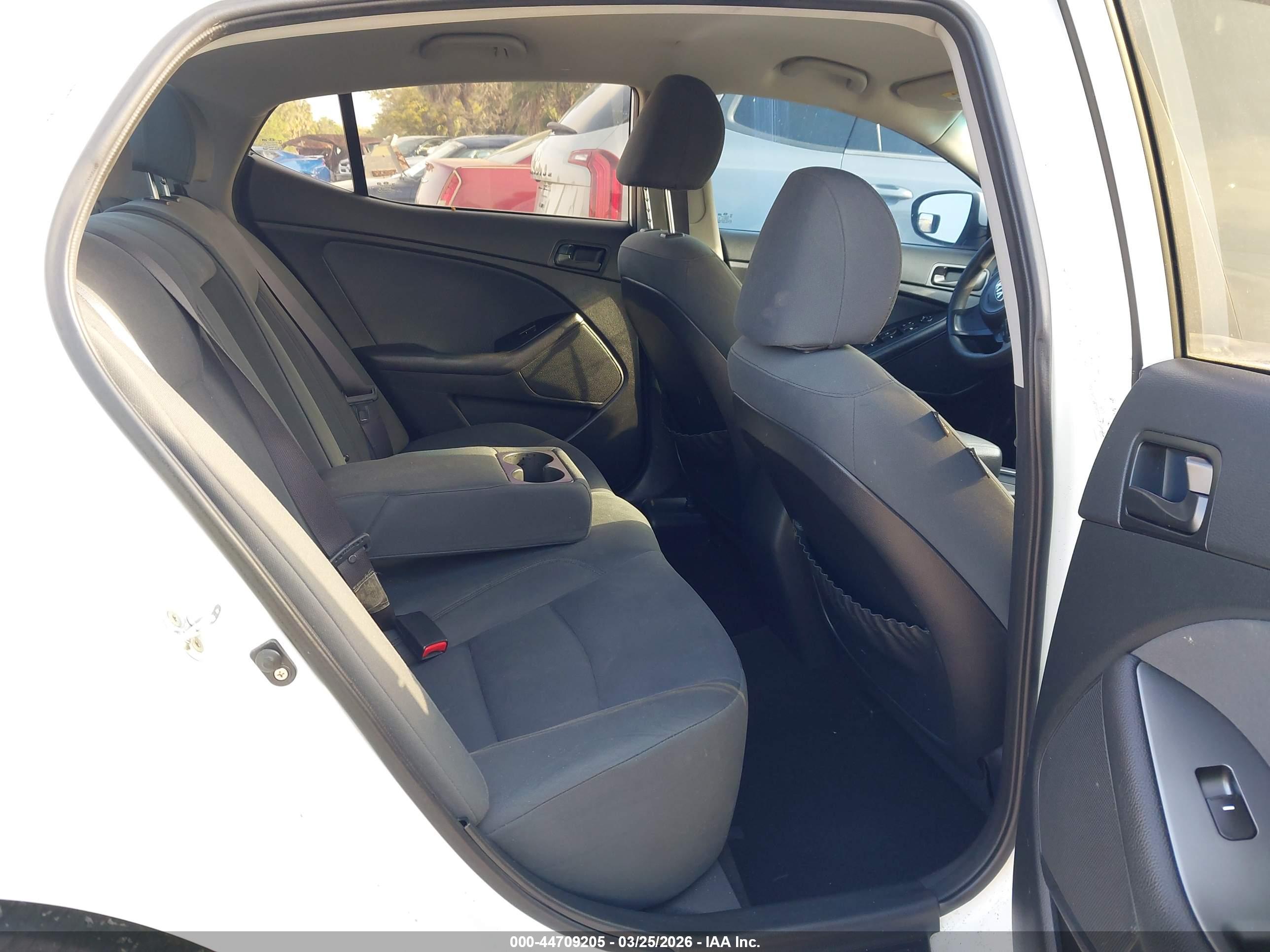KIA OPTIMA image 8