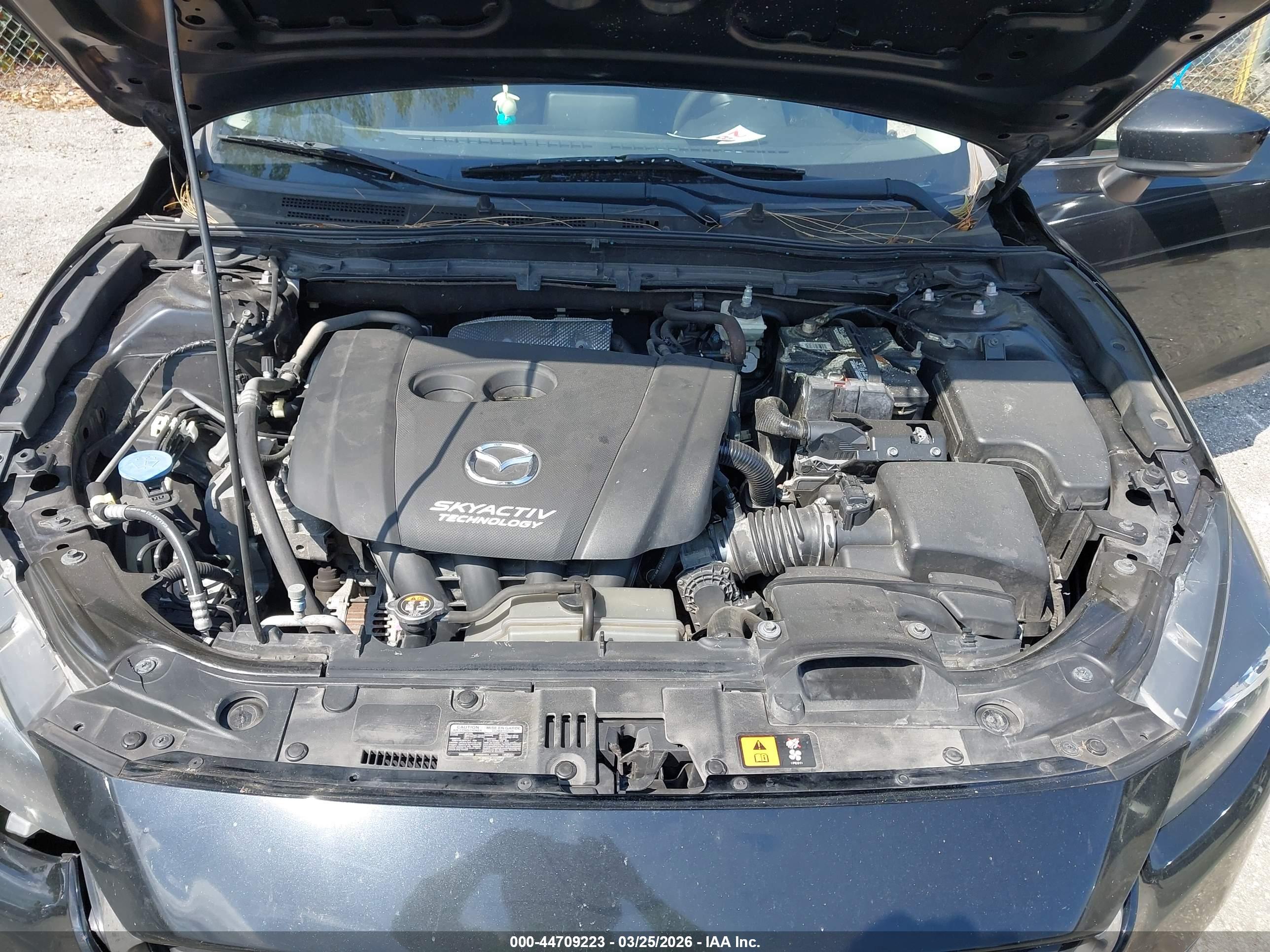 MAZDA MAZDA3 image 10