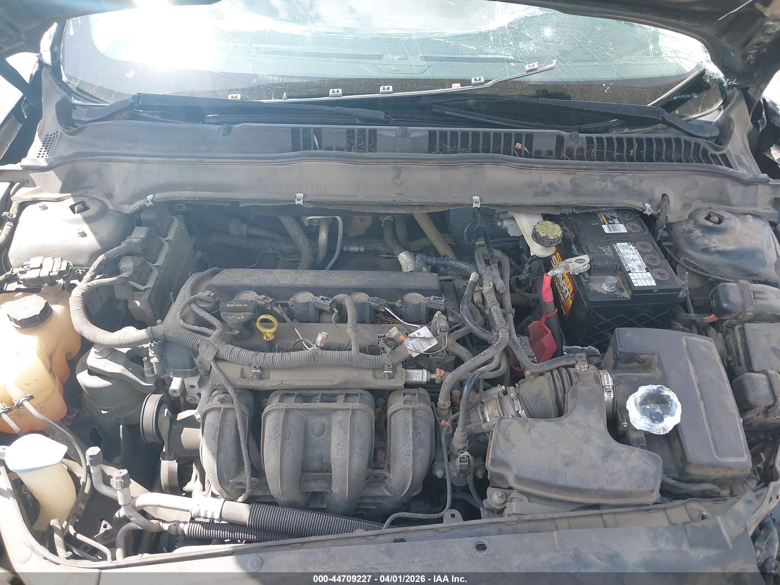 FORD FUSION image 10