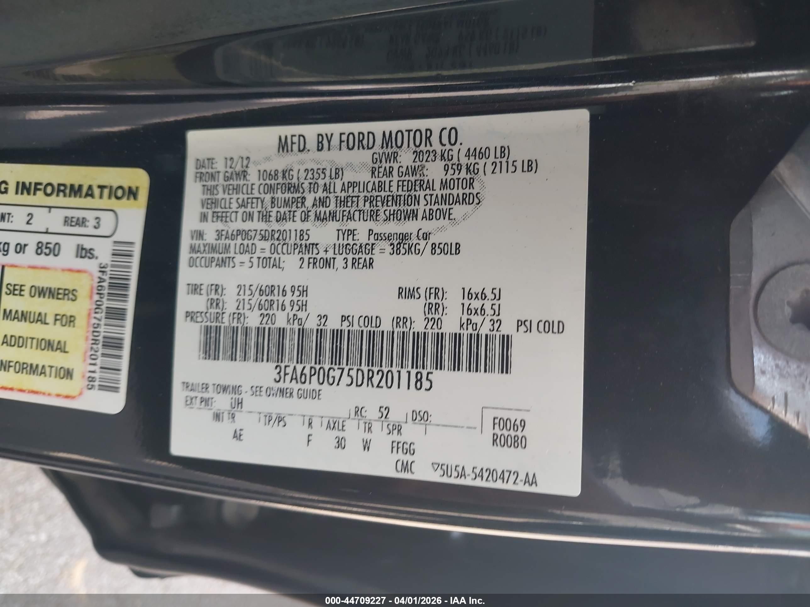 FORD FUSION image 9