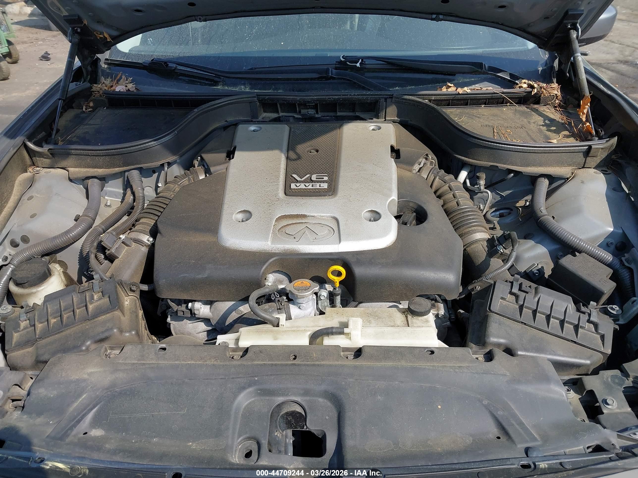 INFINITI G37 image 10