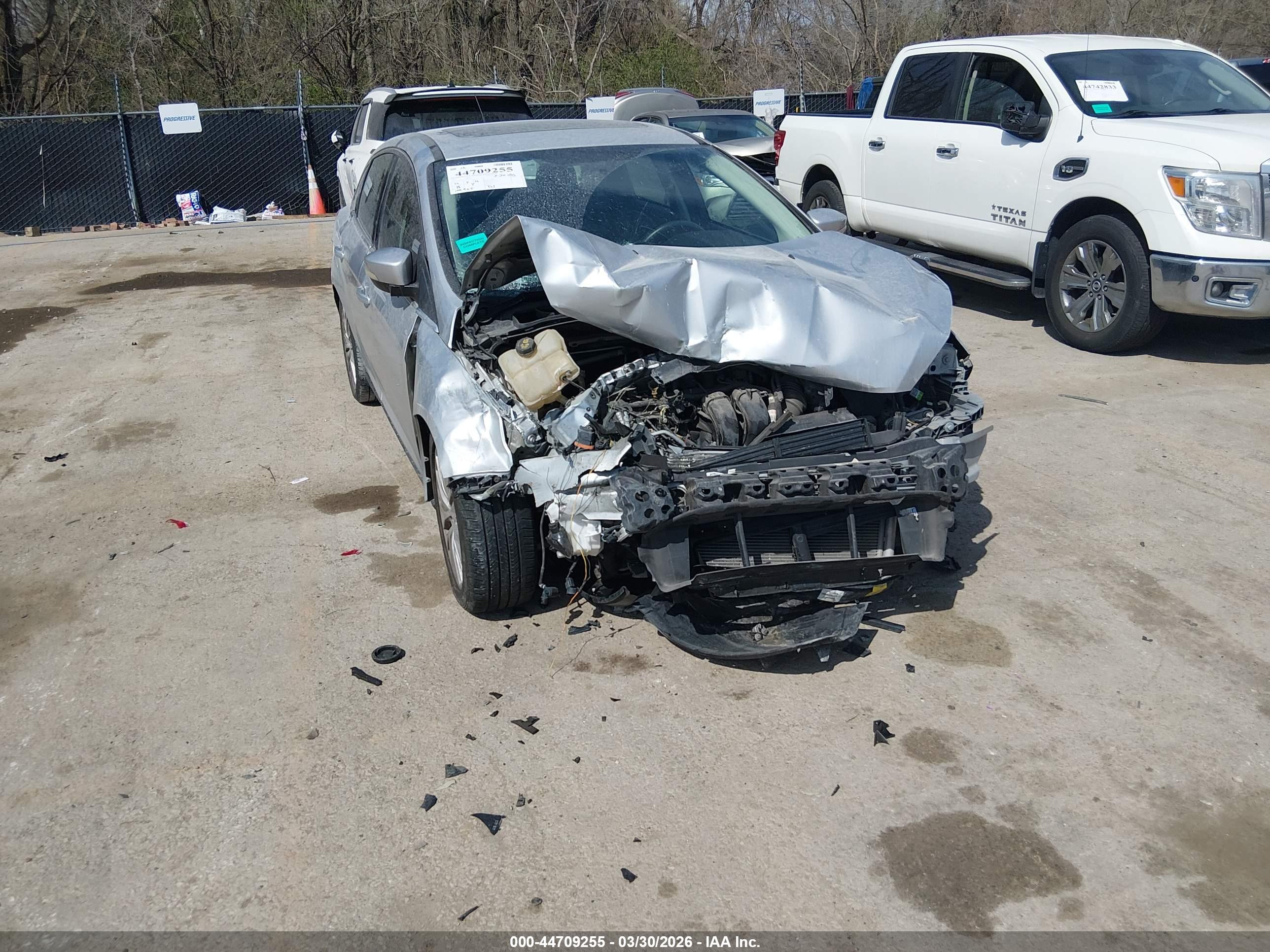 FORD FOCUS image 6