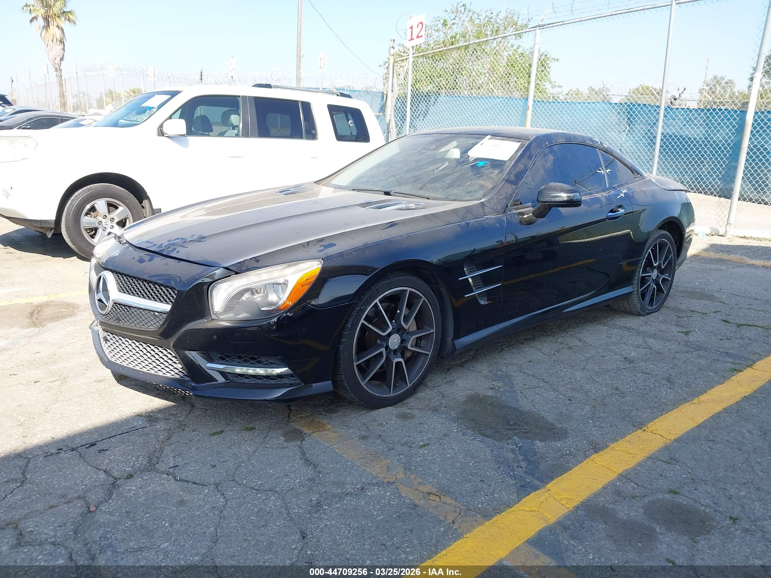 MERCEDES-BENZ SL image 2