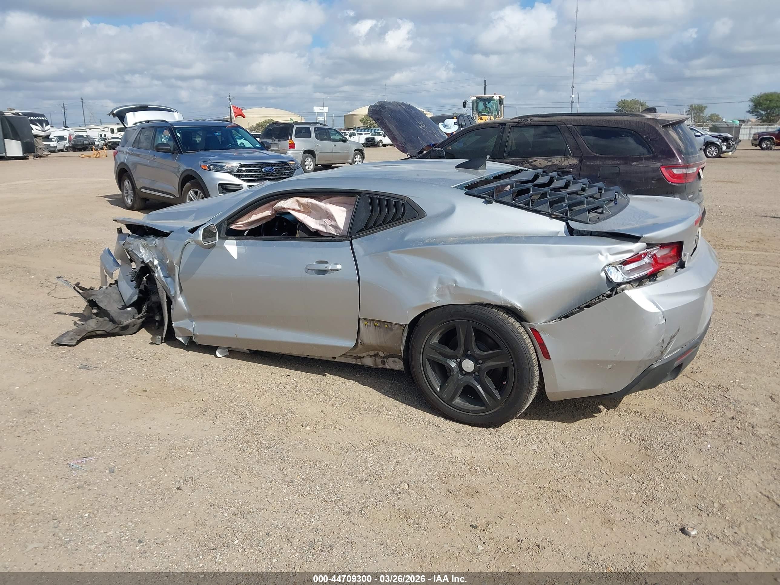 CHEVROLET CAMARO image 3