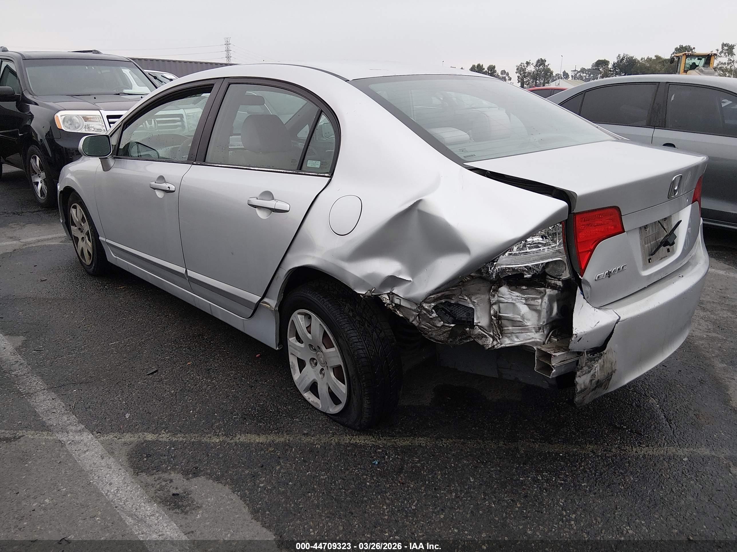 HONDA CIVIC image 3
