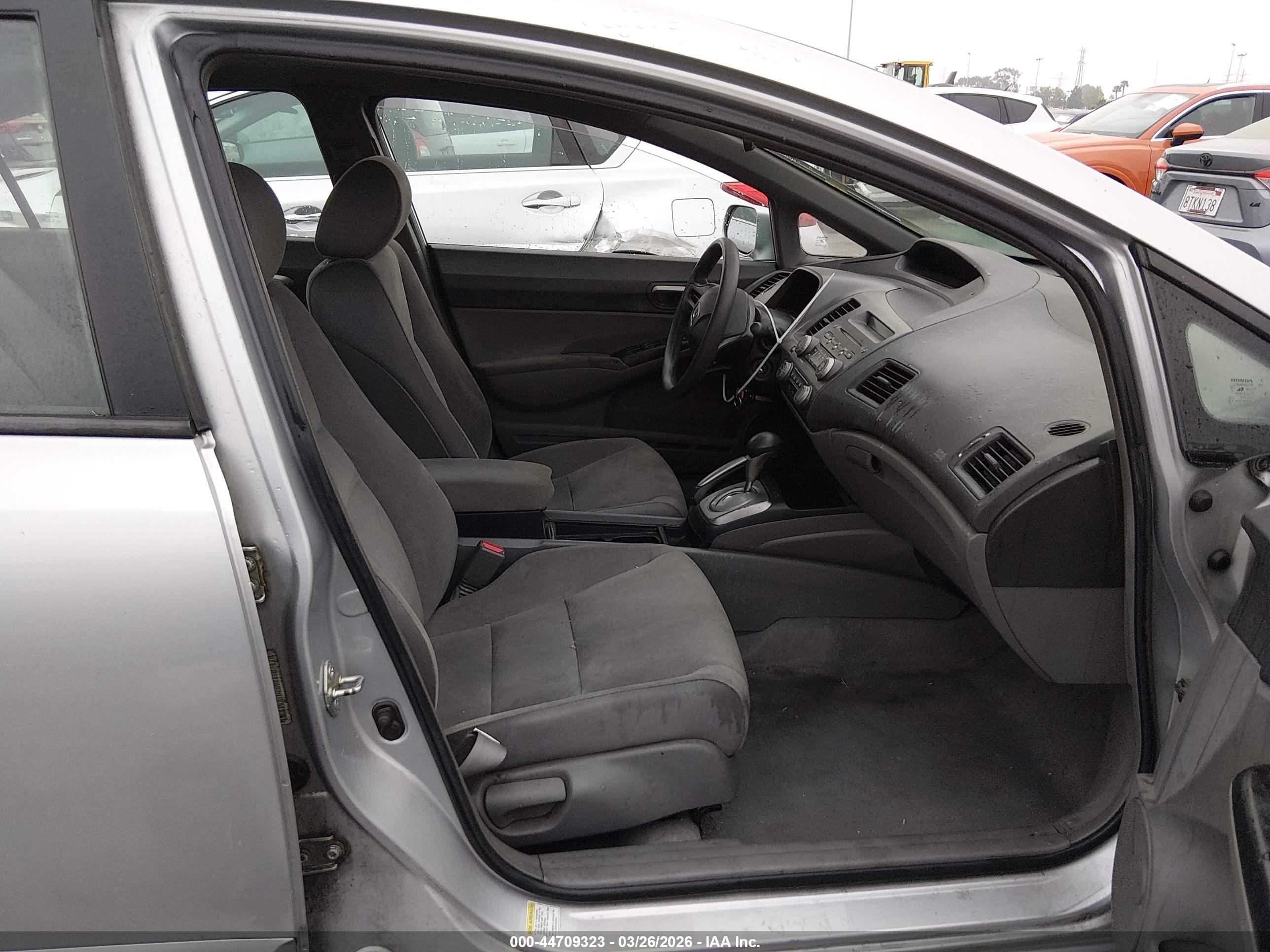 HONDA CIVIC image 5