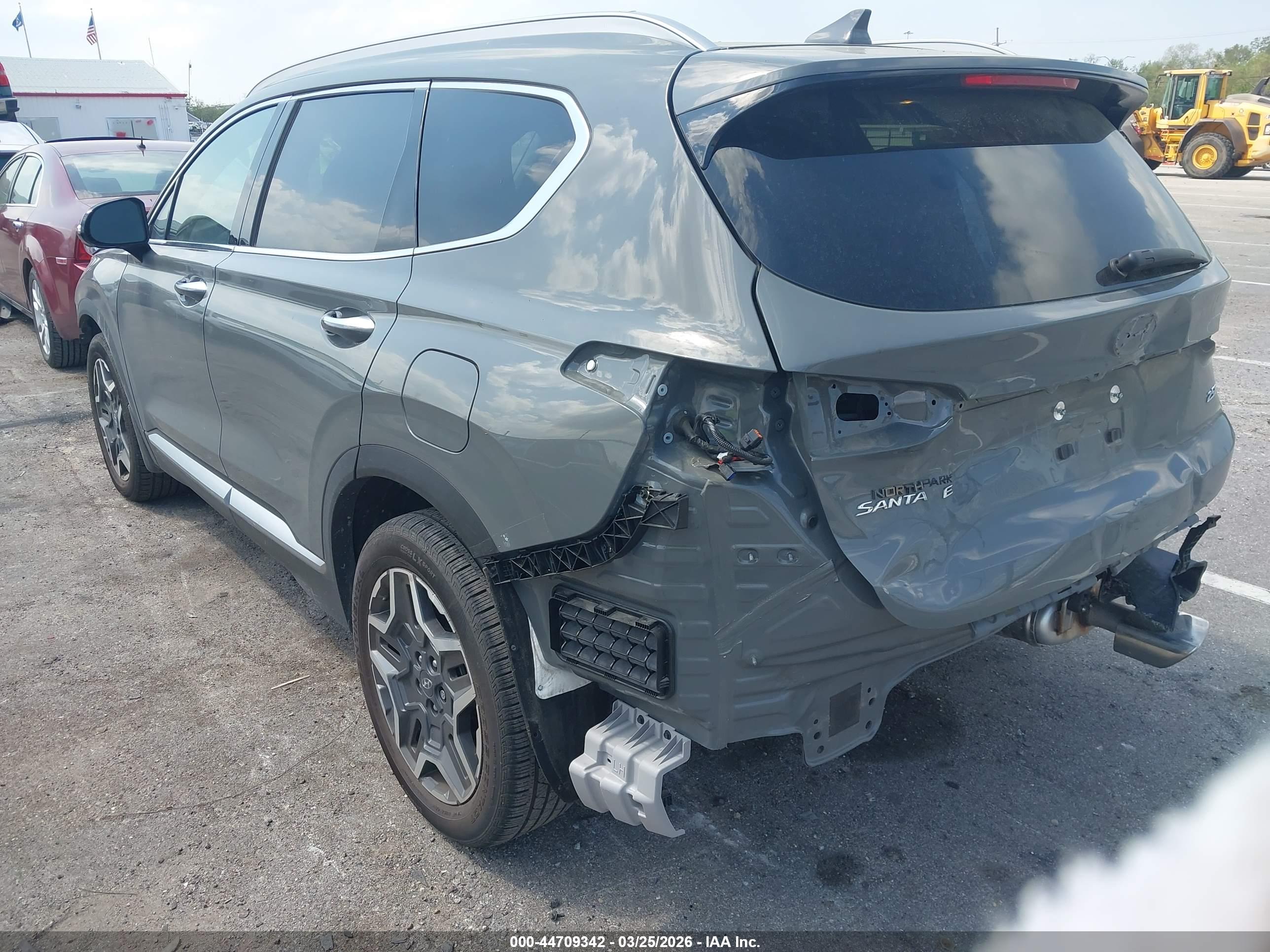 HYUNDAI SANTA image 3