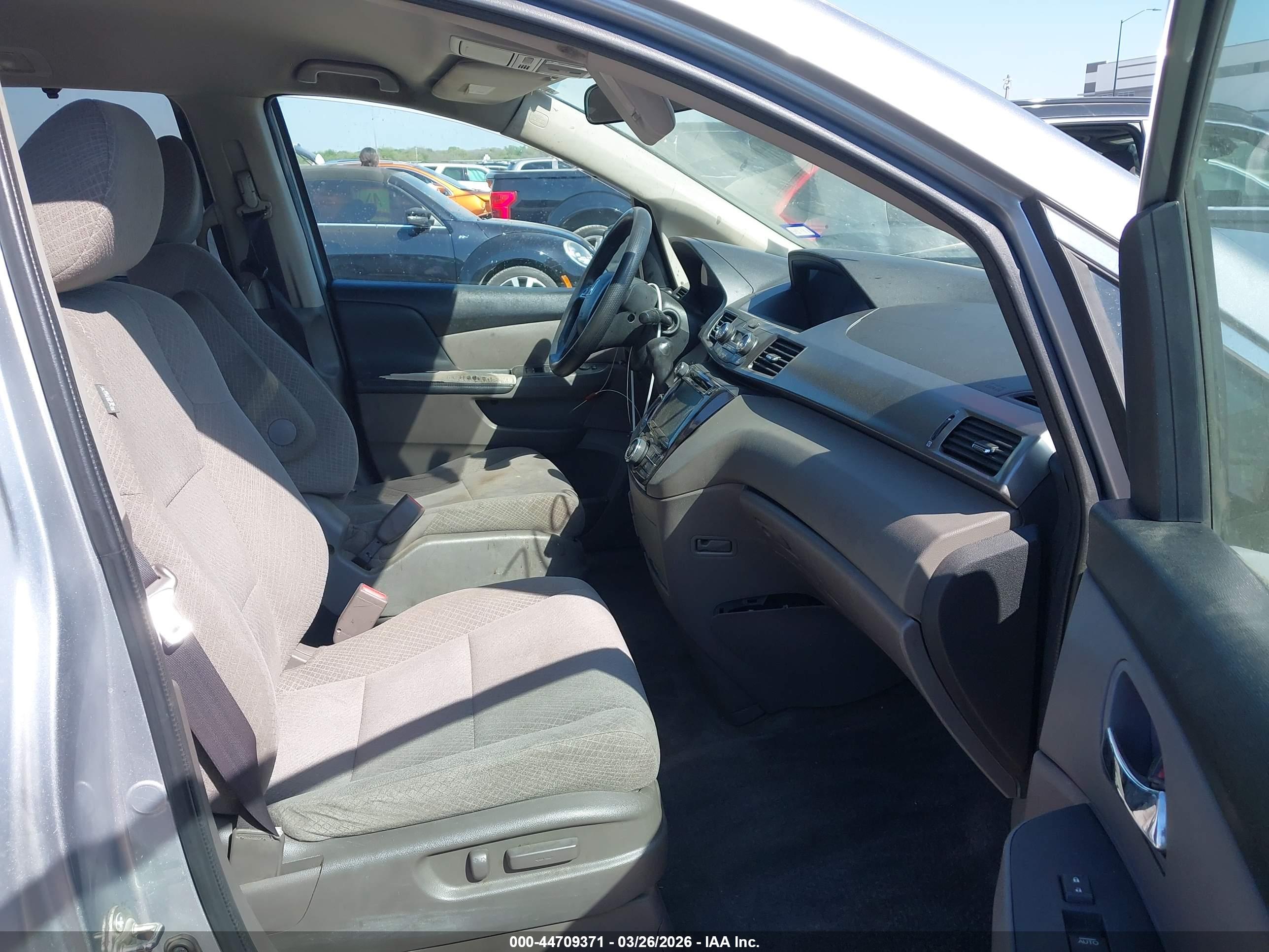 HONDA ODYSSEY image 5