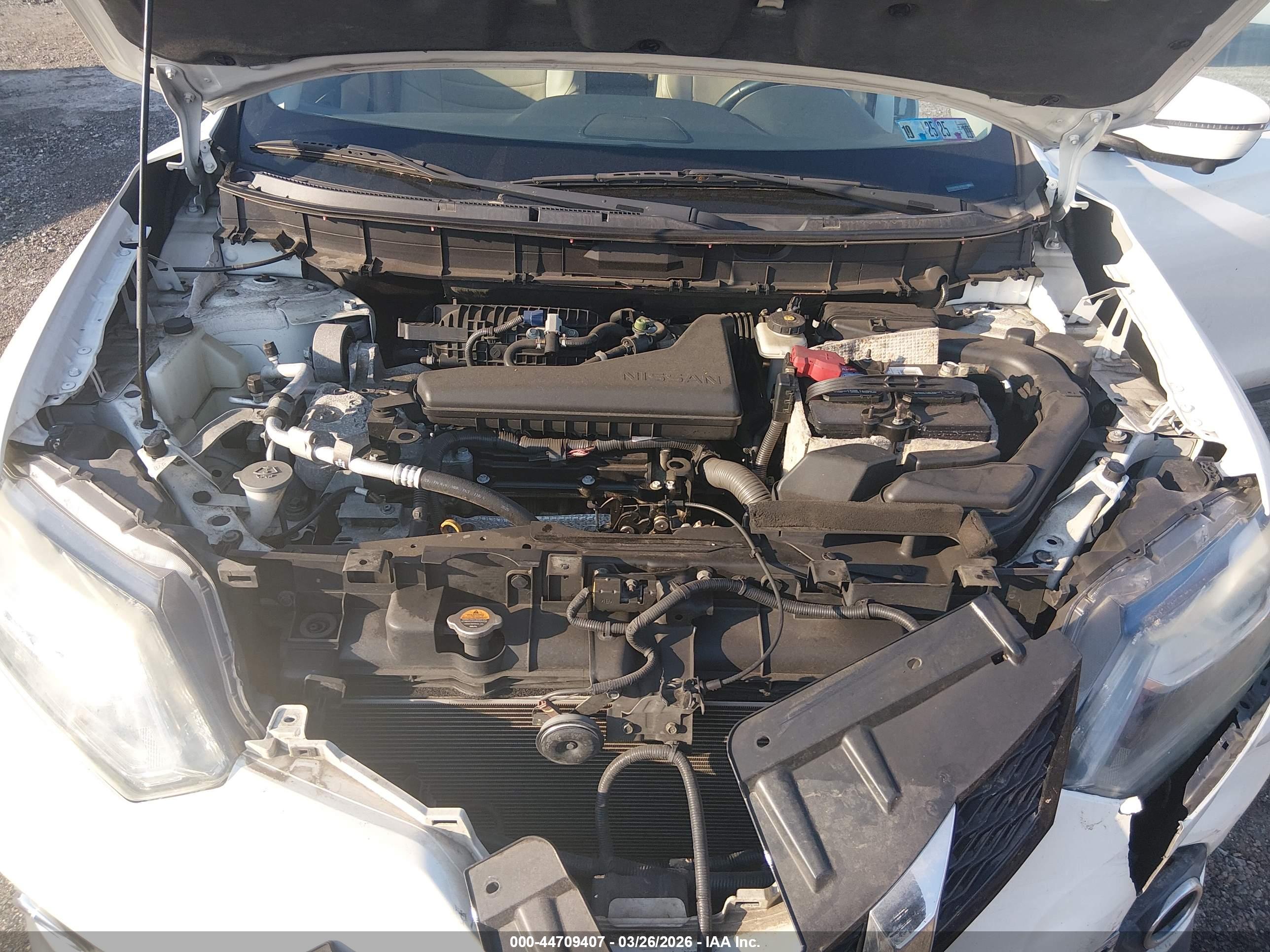 NISSAN ROGUE image 10