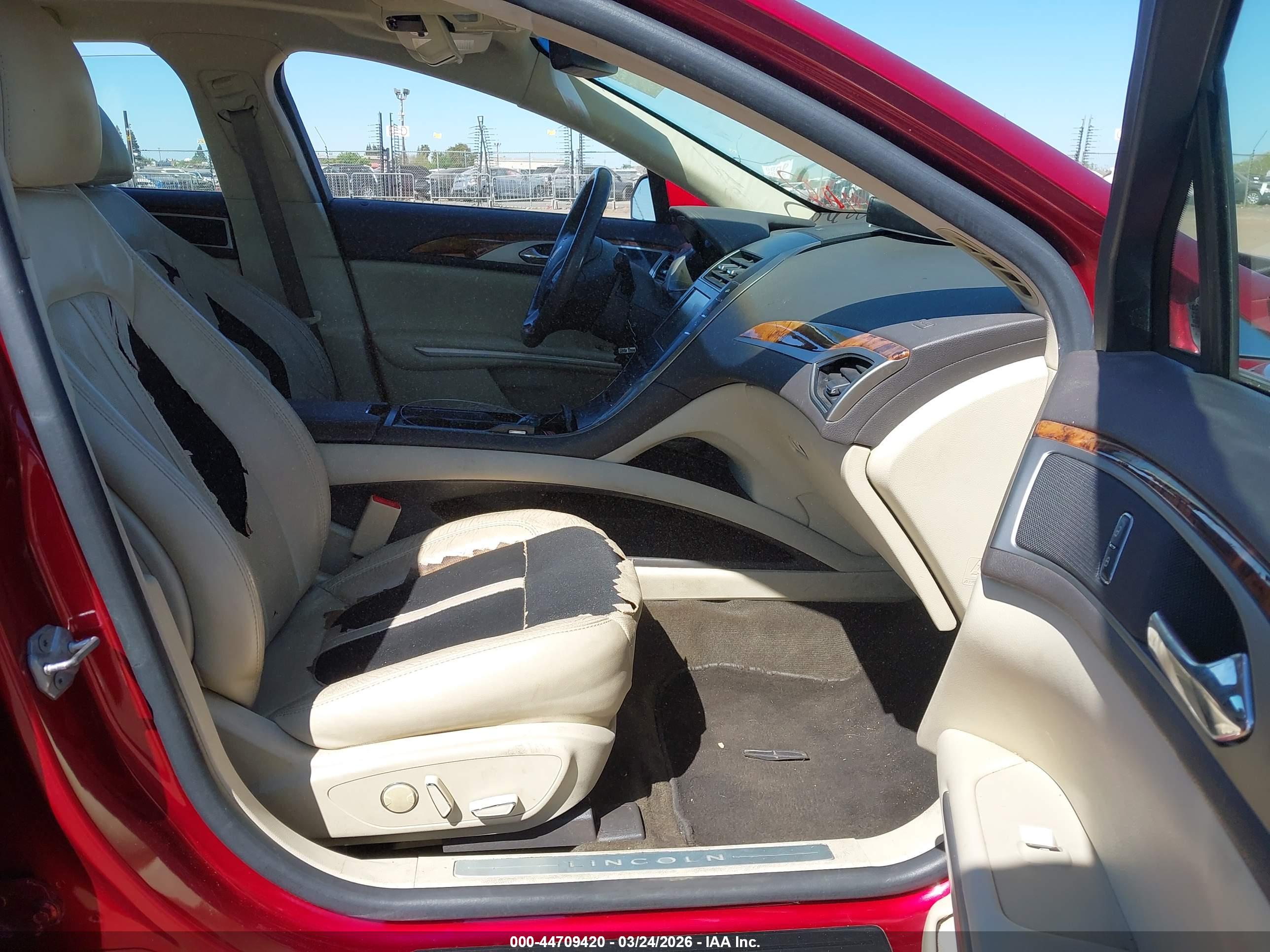 LINCOLN MKZ image 5