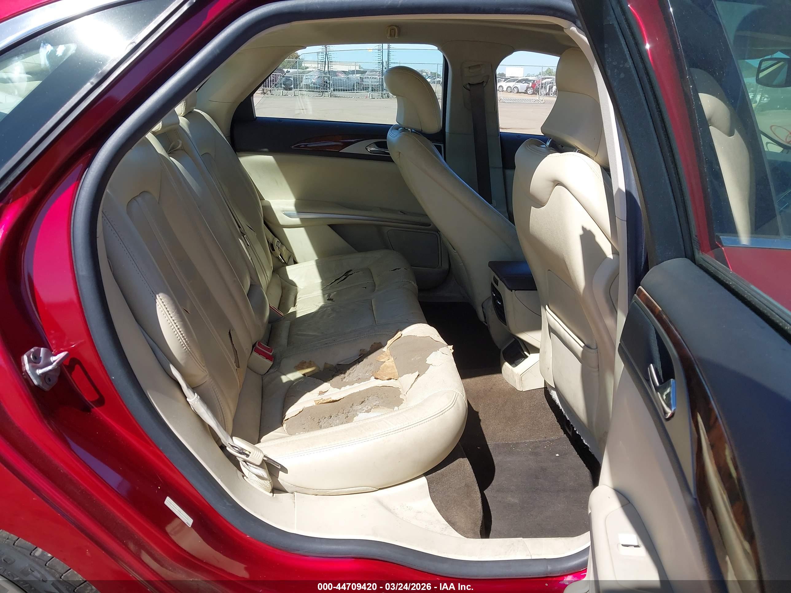 LINCOLN MKZ image 8