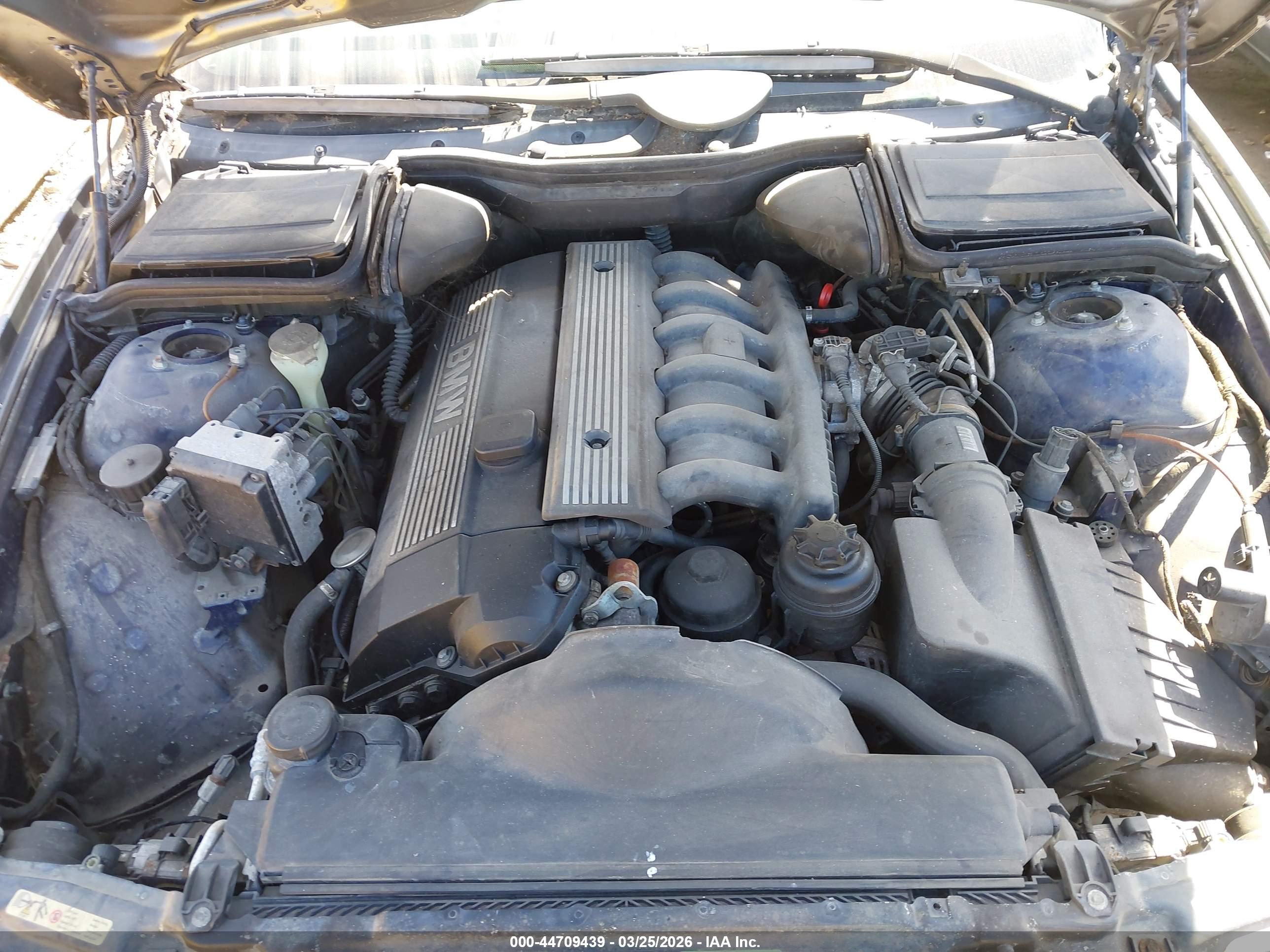 BMW 528I image 10
