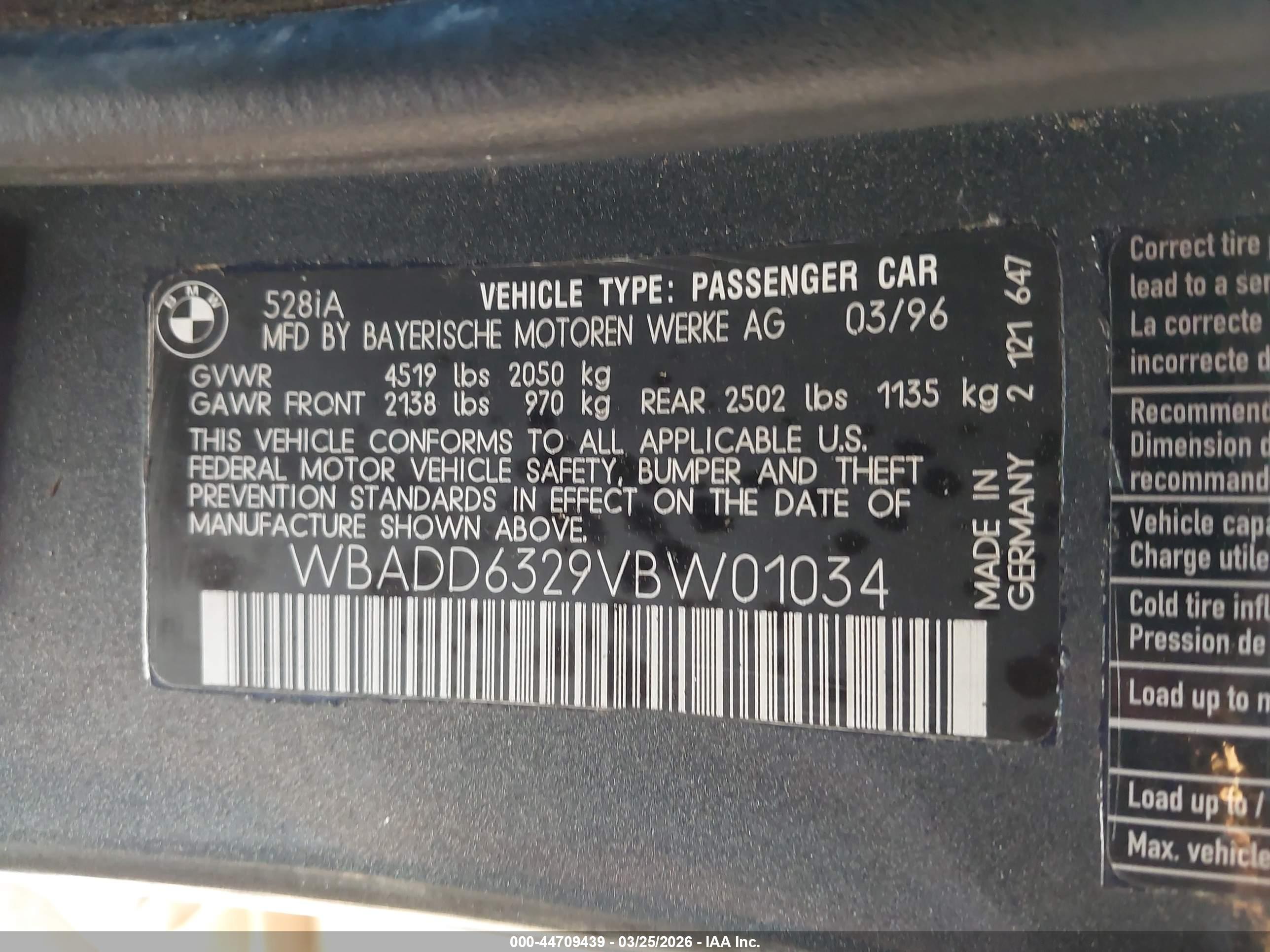 BMW 528I image 9