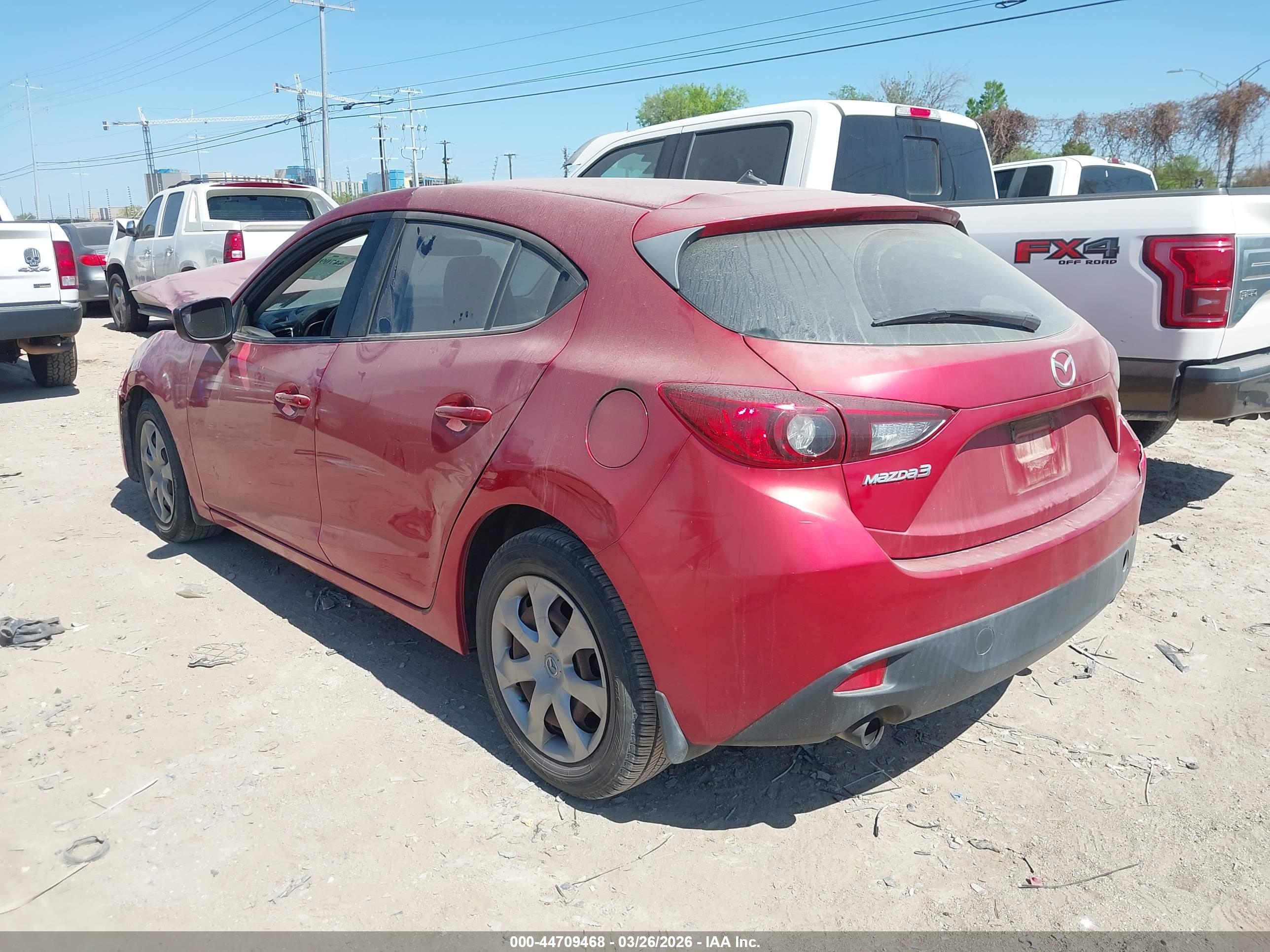 MAZDA MAZDA3 image 3