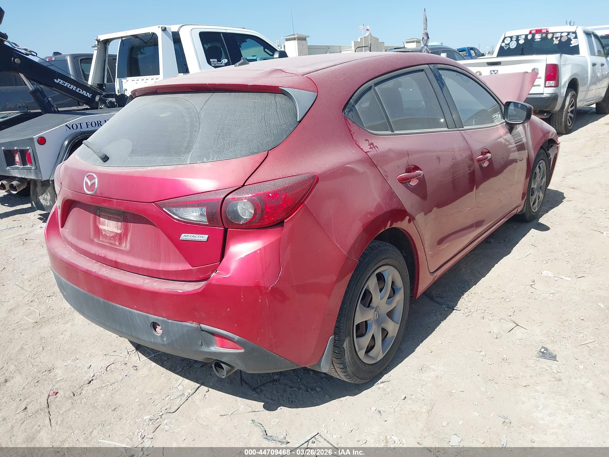 MAZDA MAZDA3 image 4