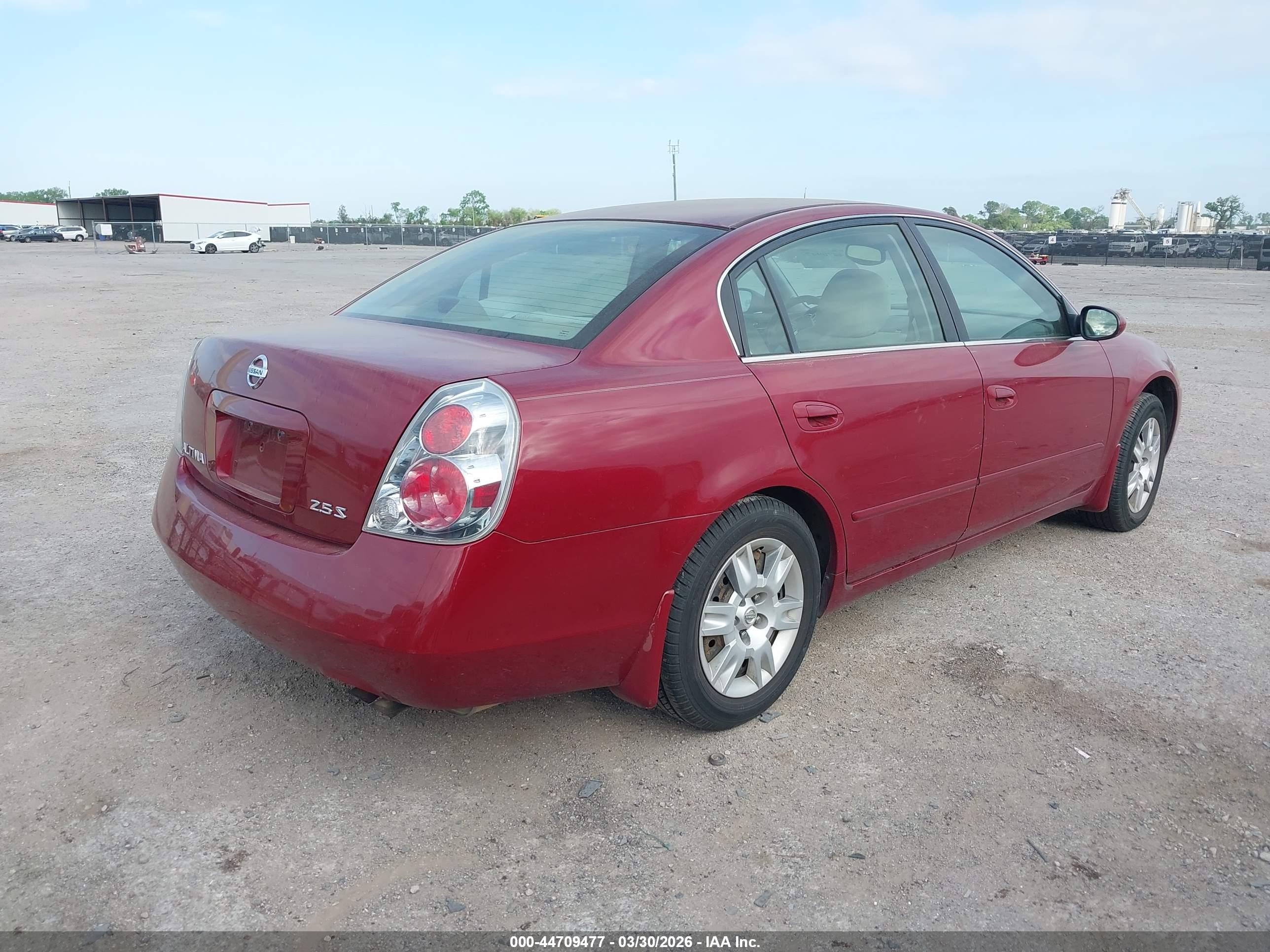 NISSAN ALTIMA image 4