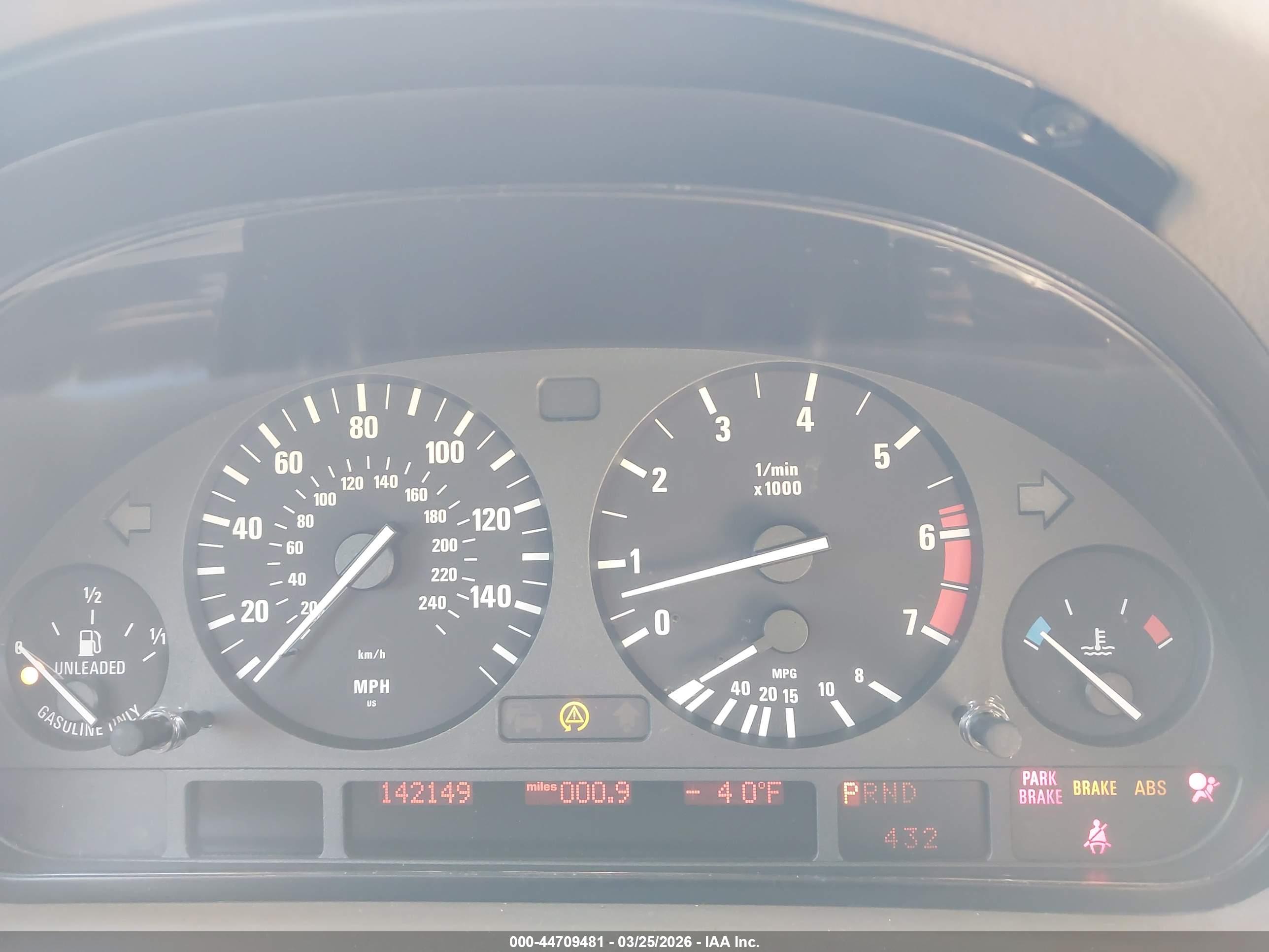 BMW 740IL image 7