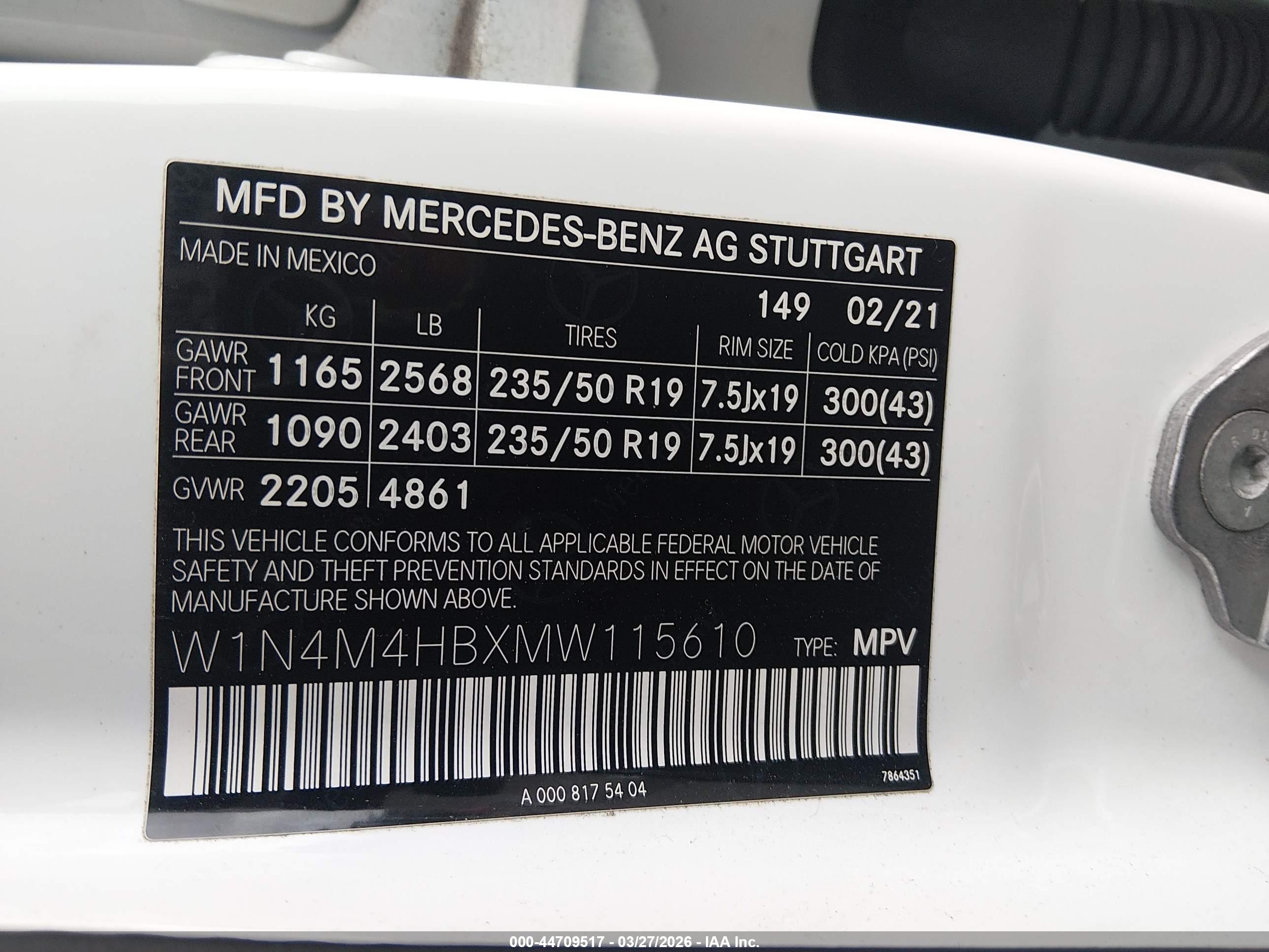 MERCEDES-BENZ GLB image 9