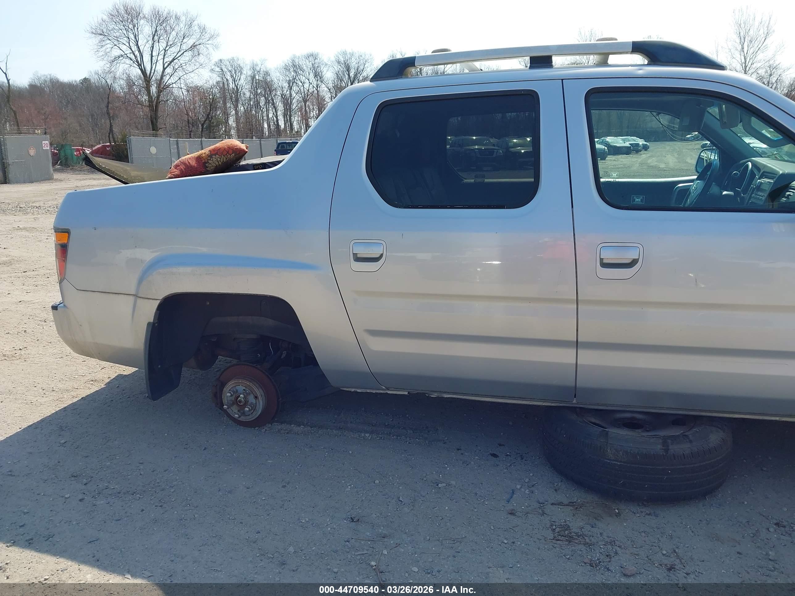 HONDA RIDGELINE image 6