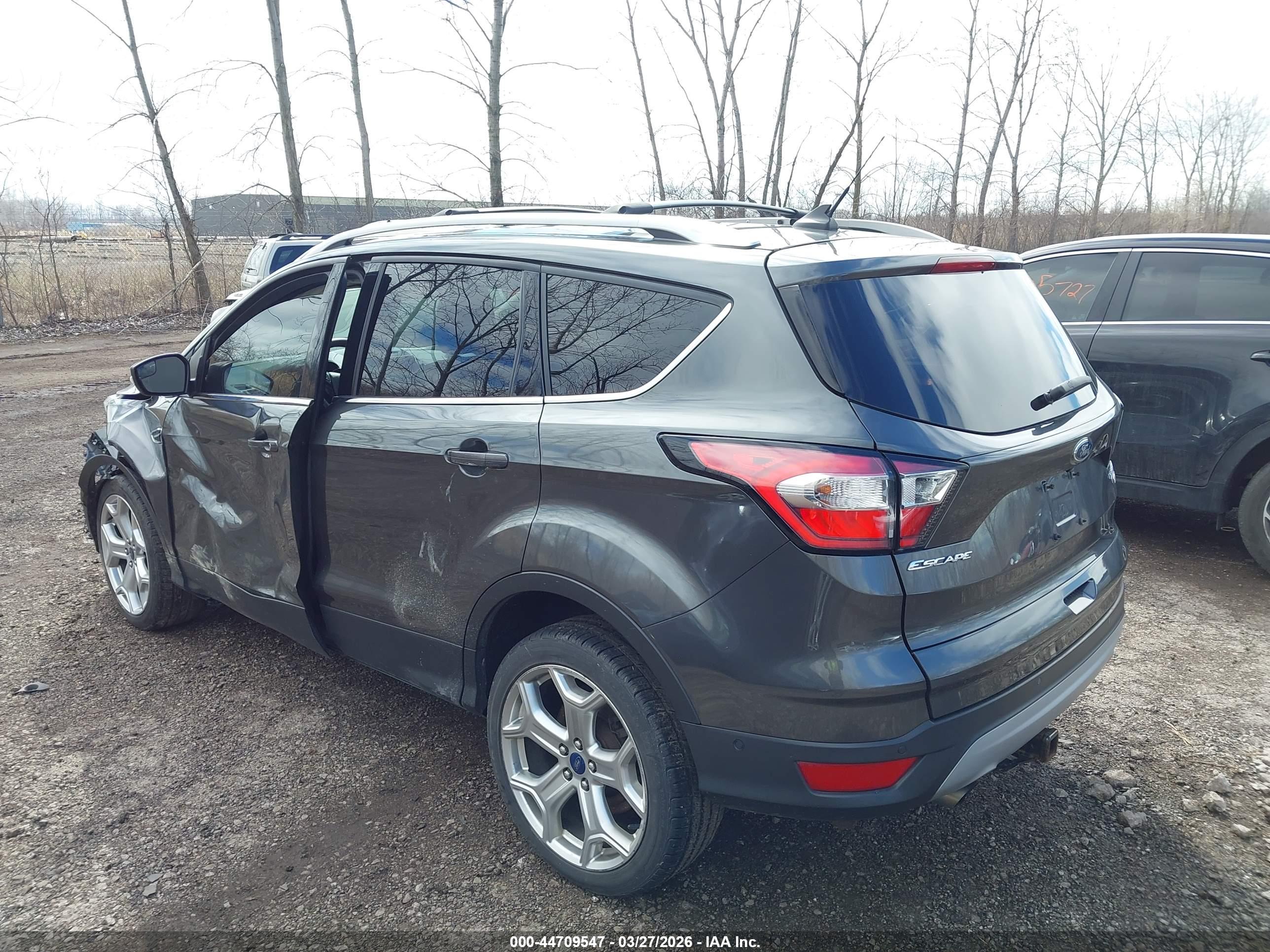 FORD ESCAPE image 3