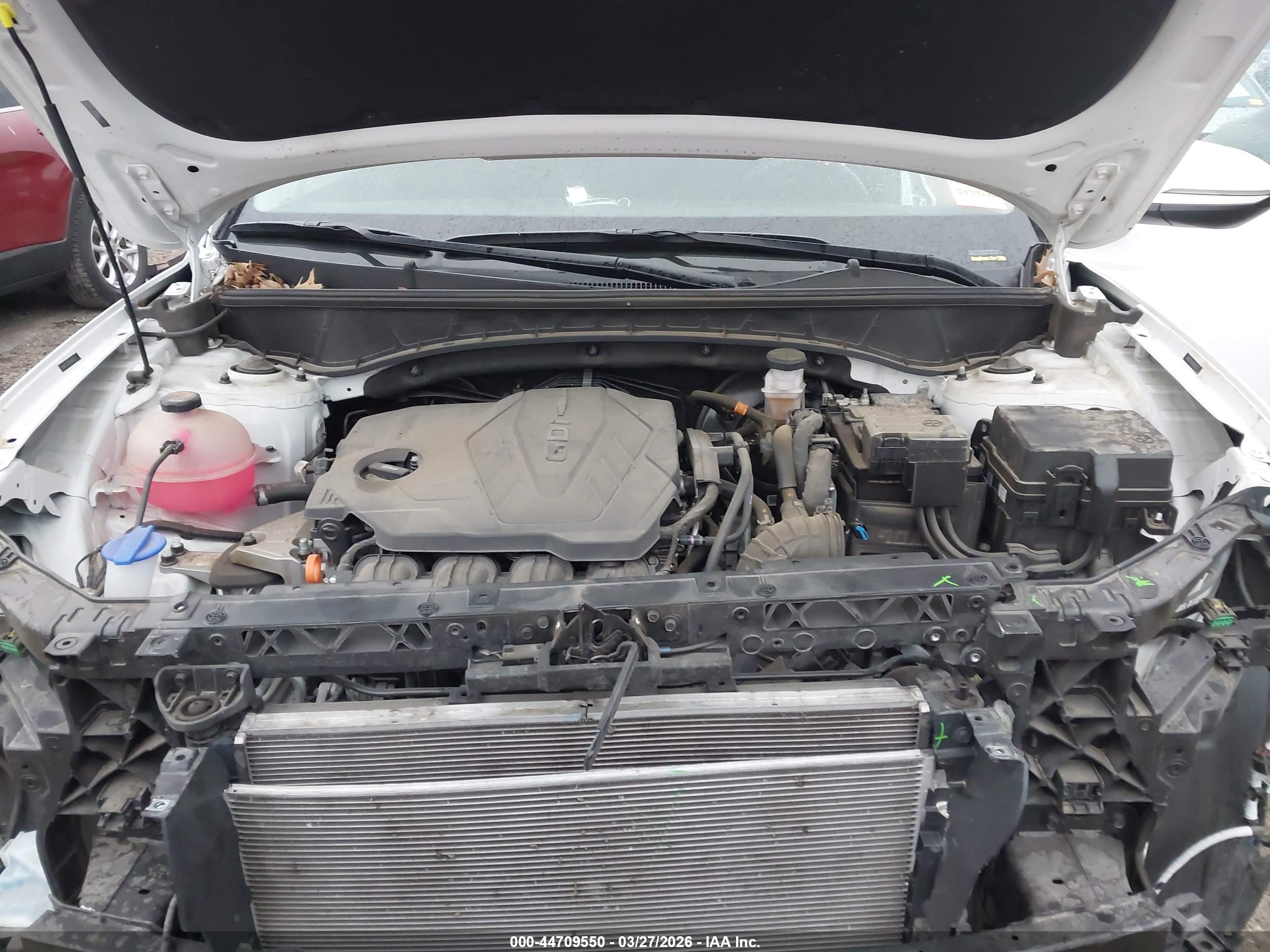 HYUNDAI TUCSON image 10