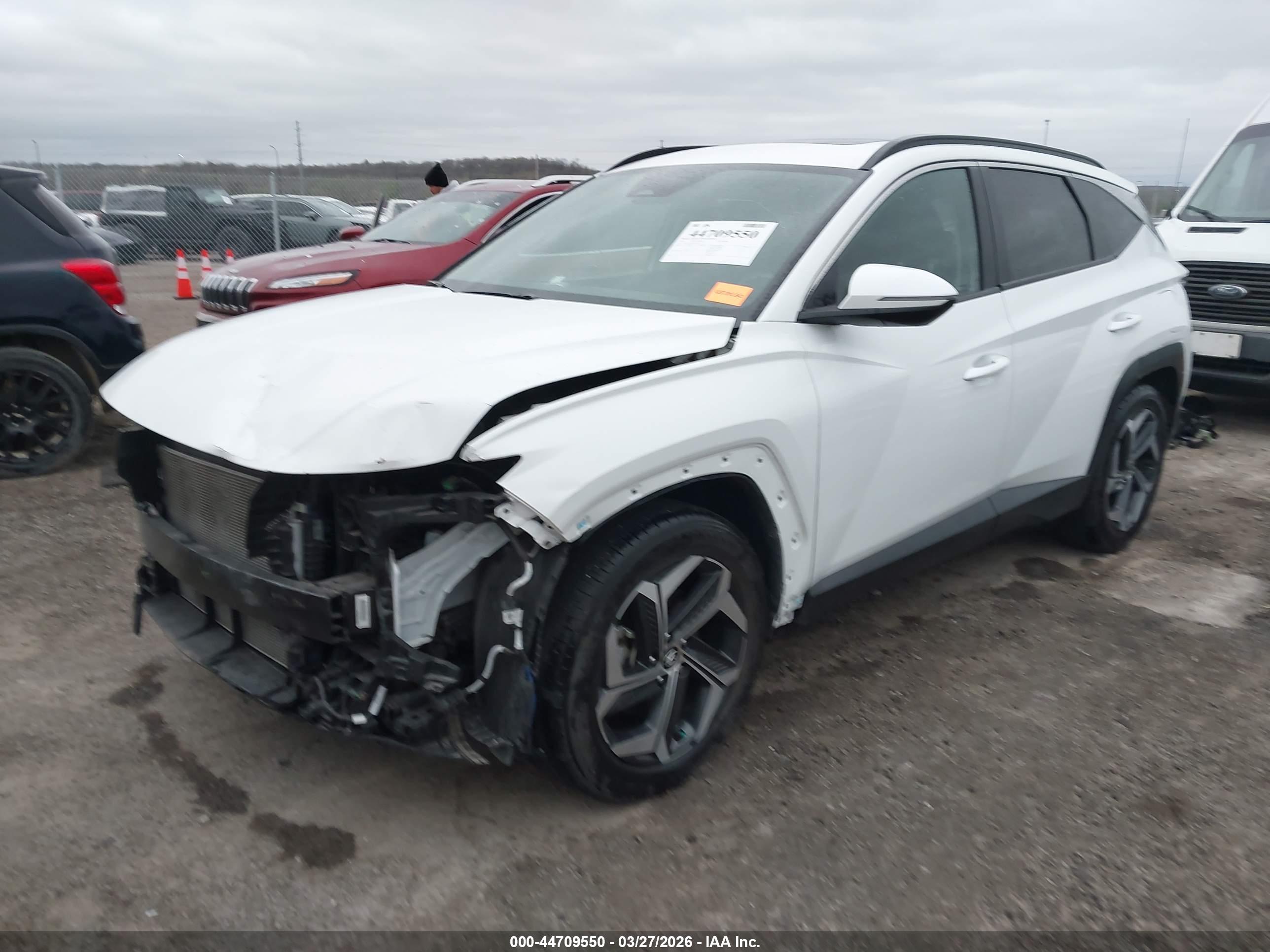 HYUNDAI TUCSON image 2