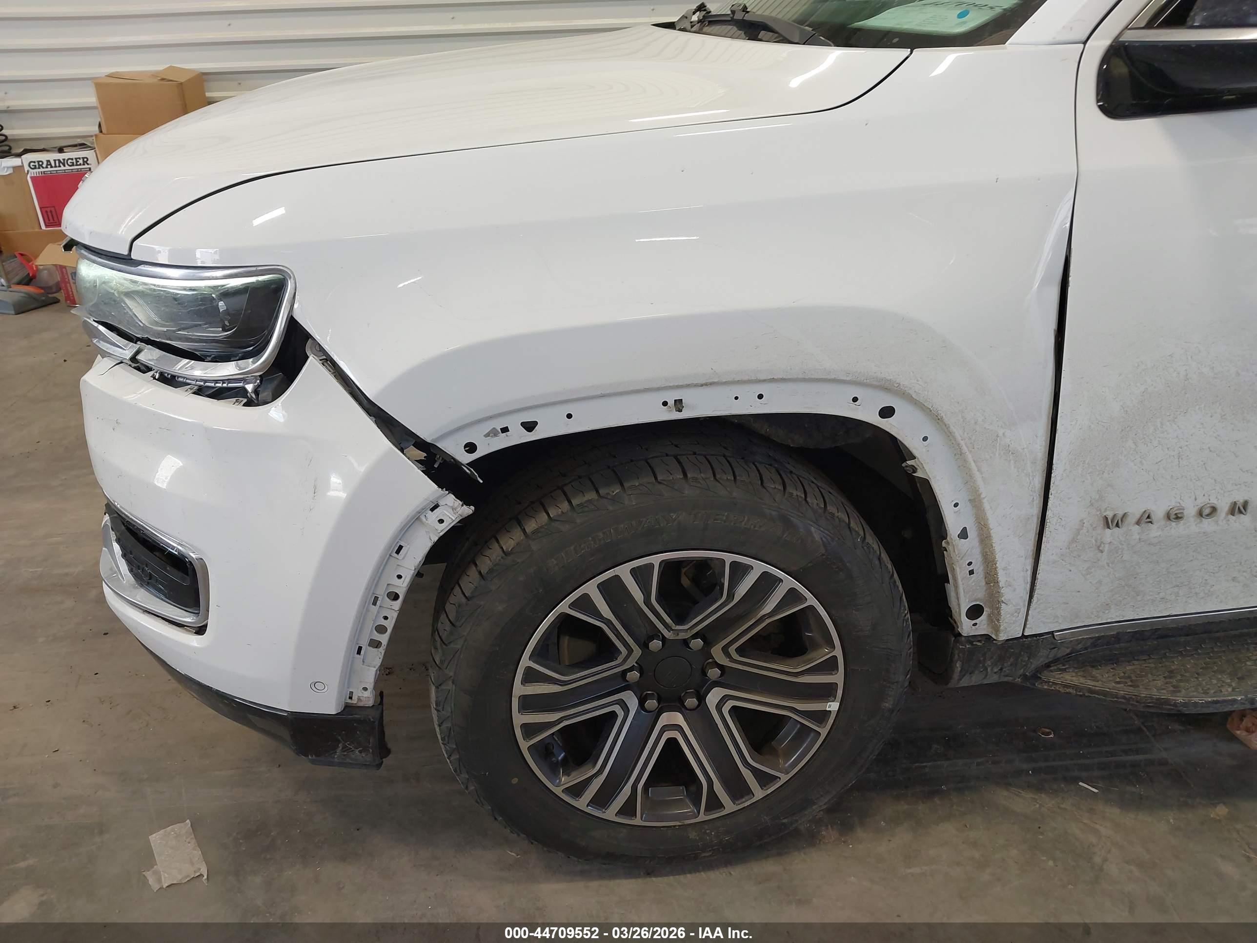 JEEP WAGONEER image 6