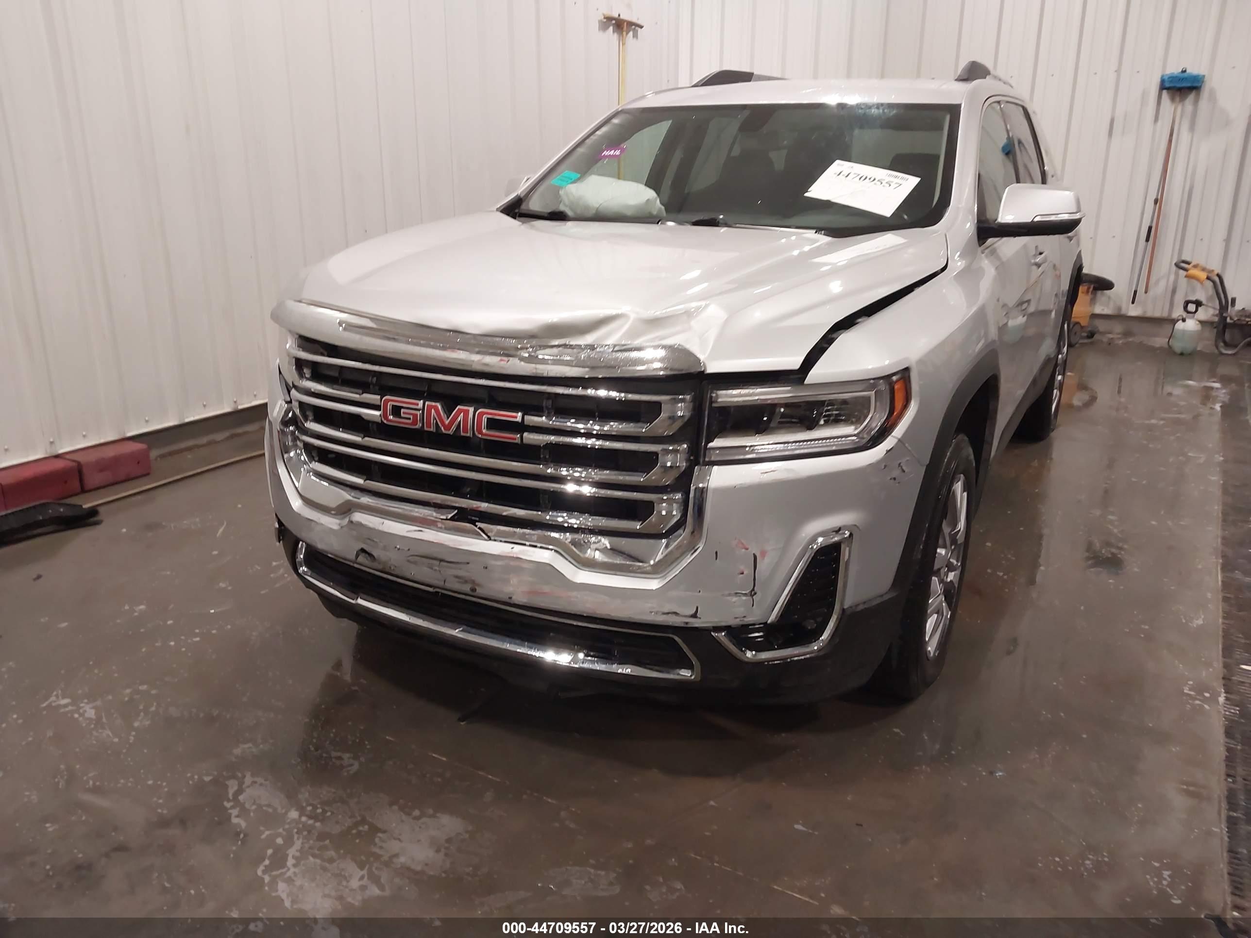 GMC ACADIA image 6
