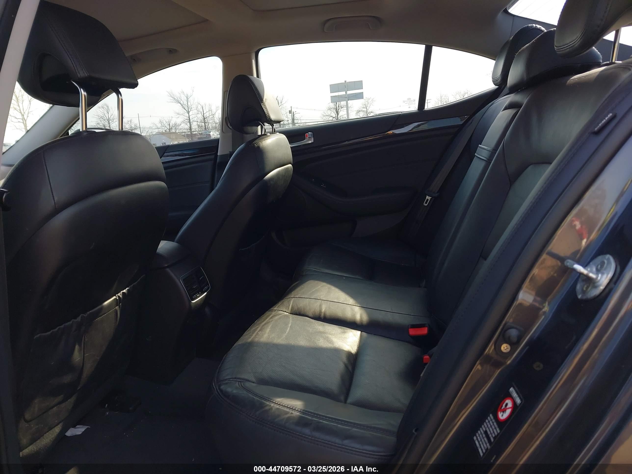 KIA CADENZA image 8