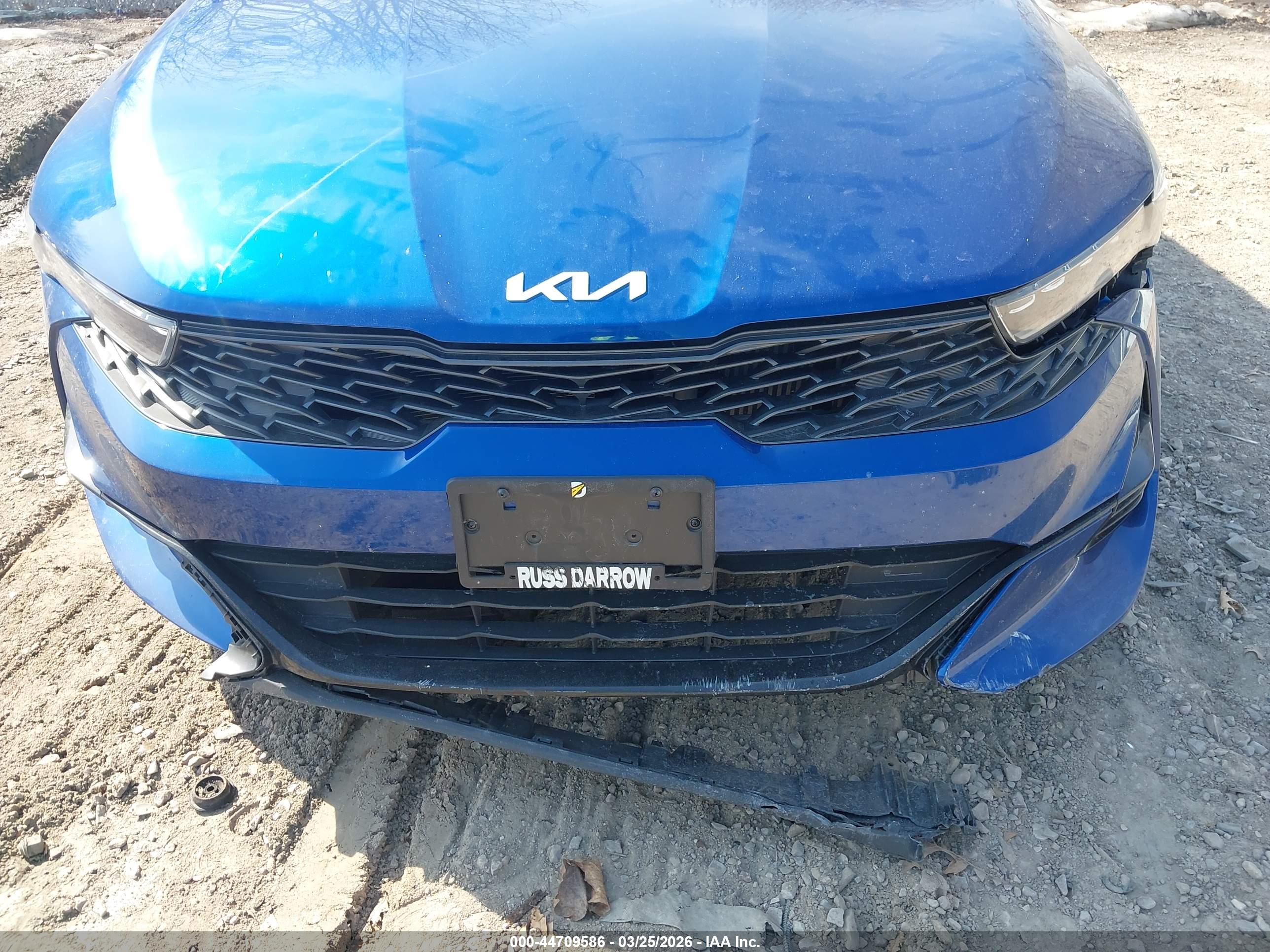 KIA K5 image 6