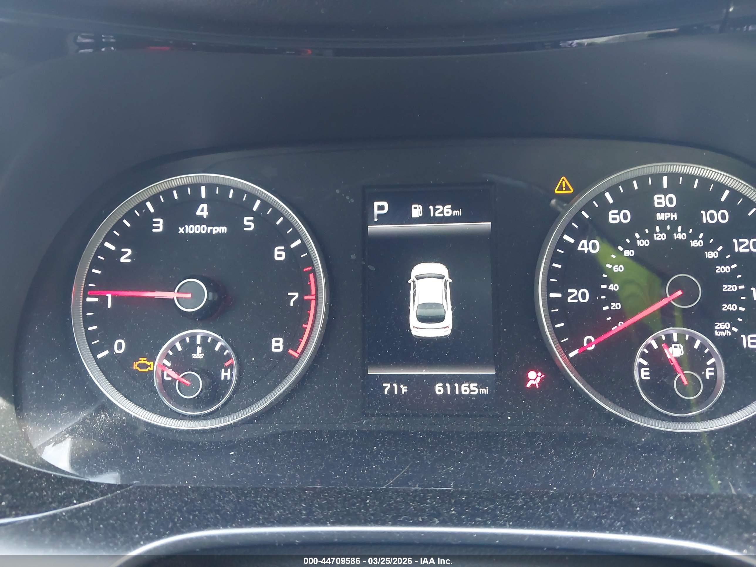 KIA K5 image 7