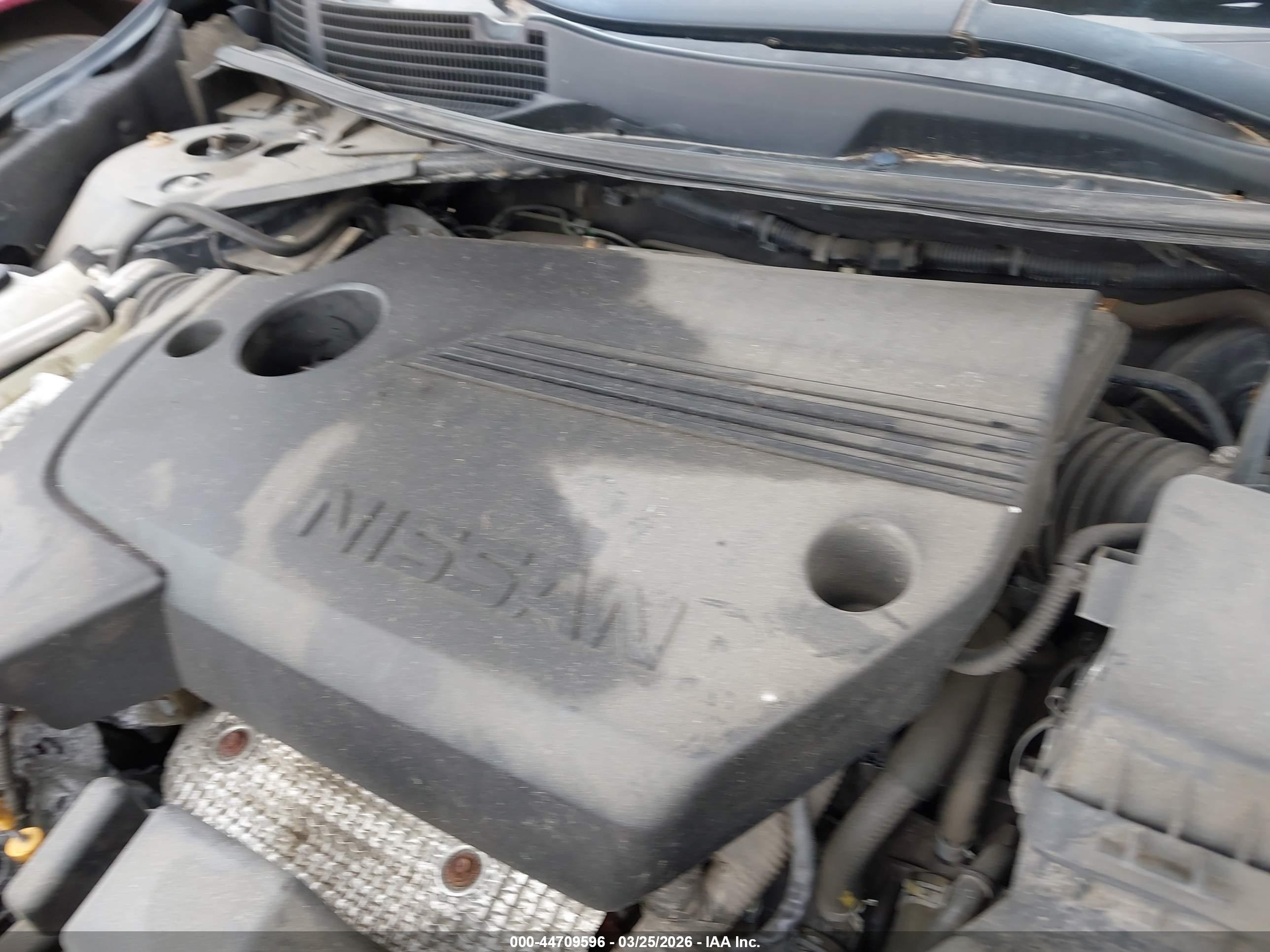 NISSAN ALTIMA image 10