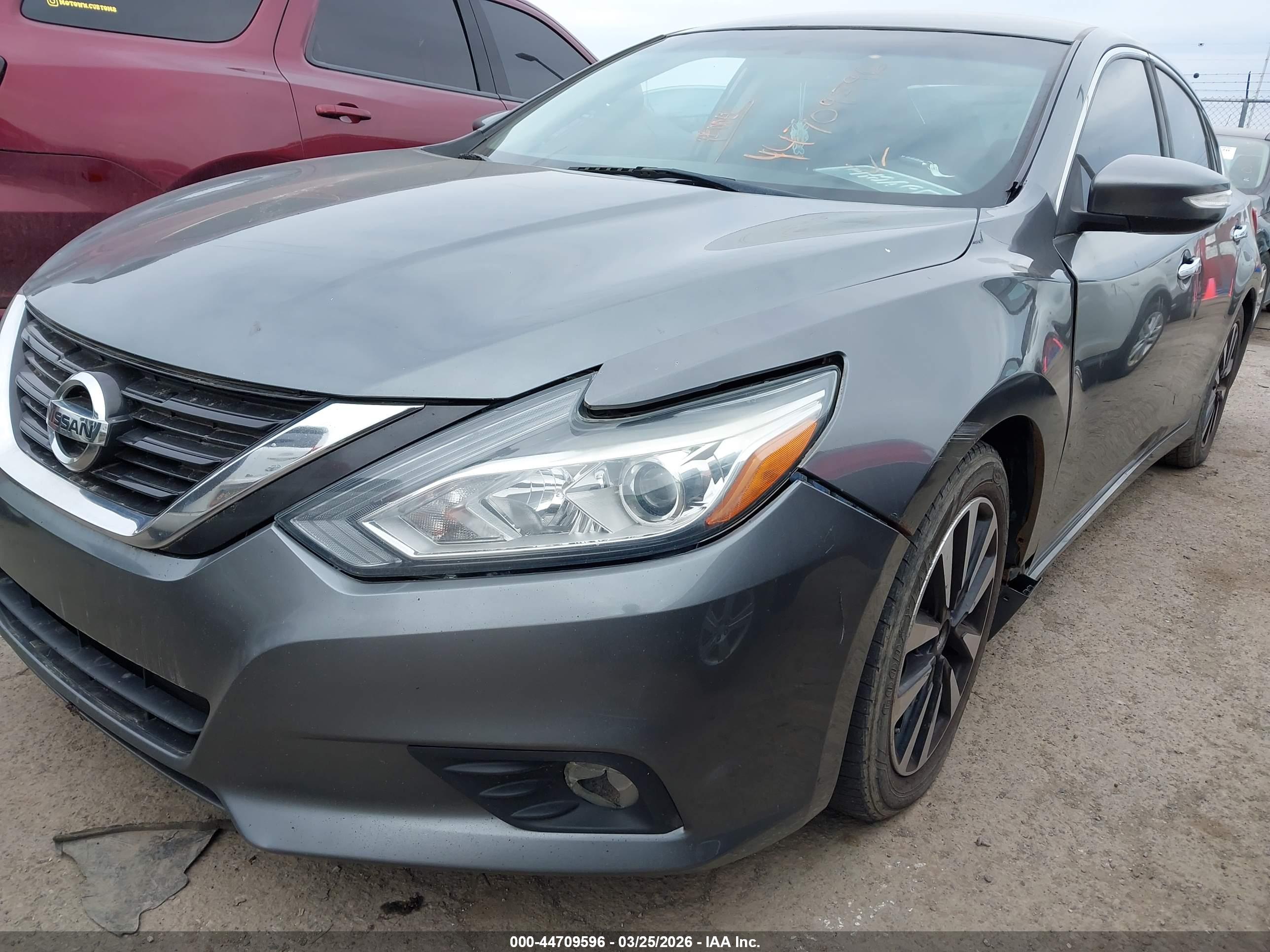 NISSAN ALTIMA image 6