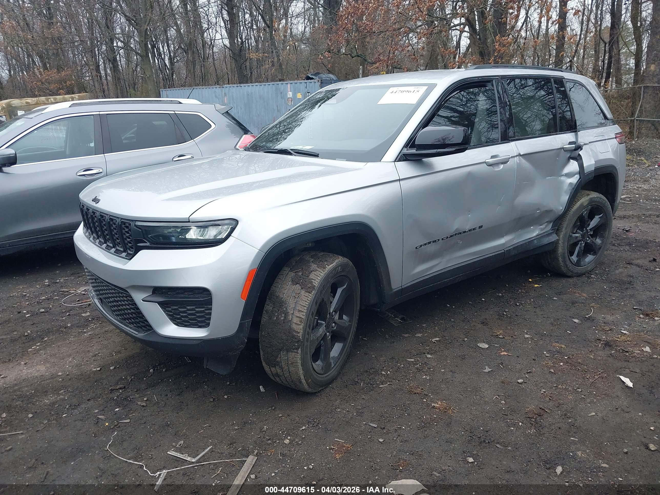 JEEP GRAND image 2