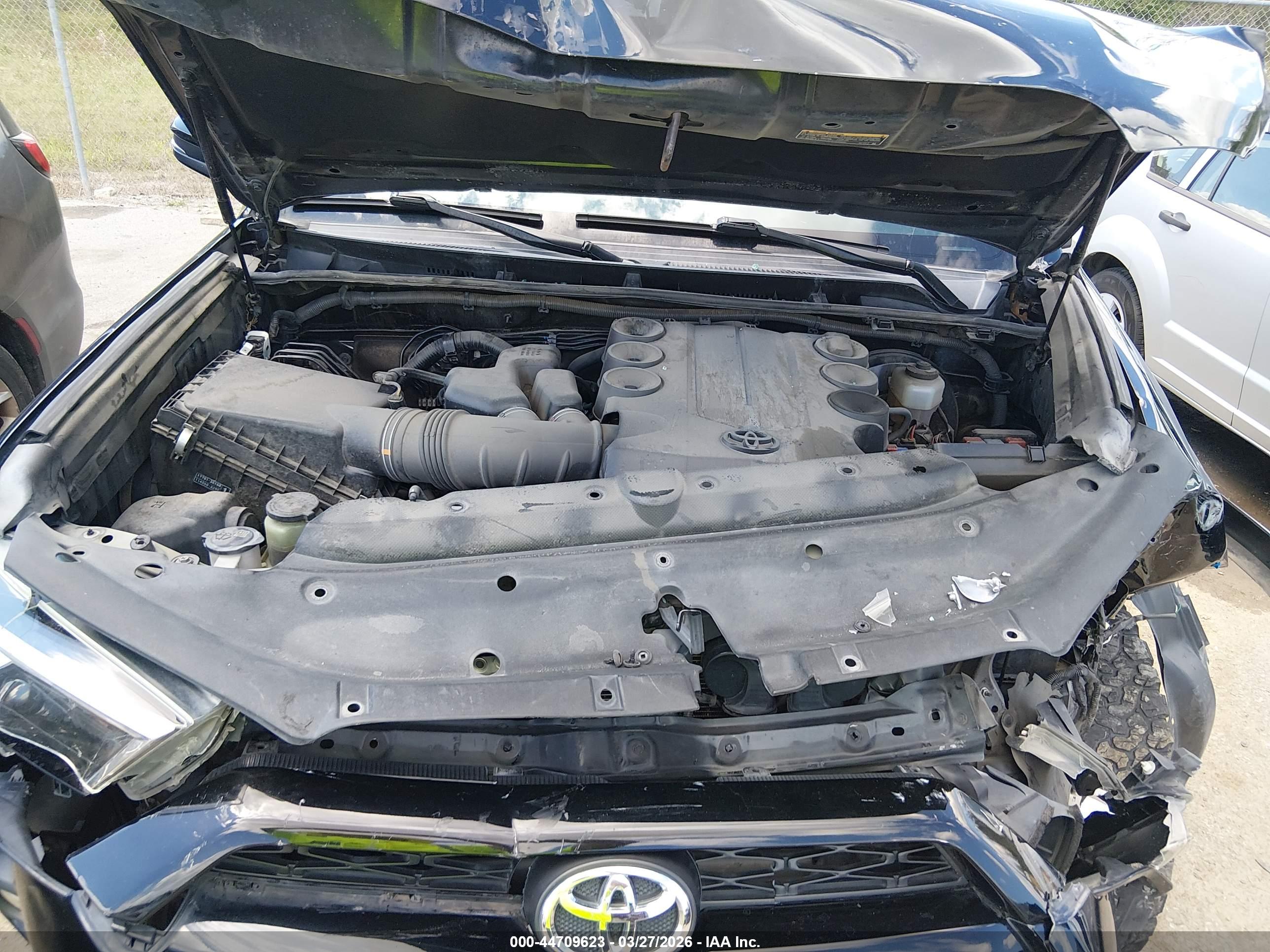 TOYOTA 4RUNNER image 10
