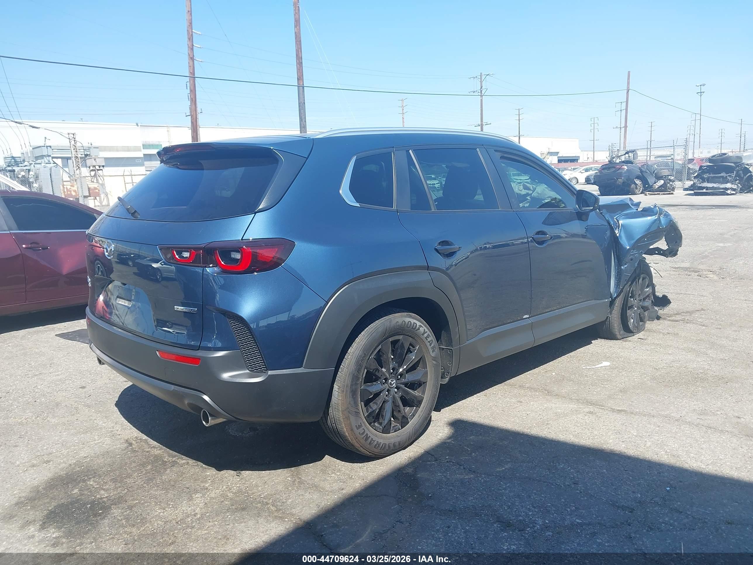 MAZDA CX-50 image 4