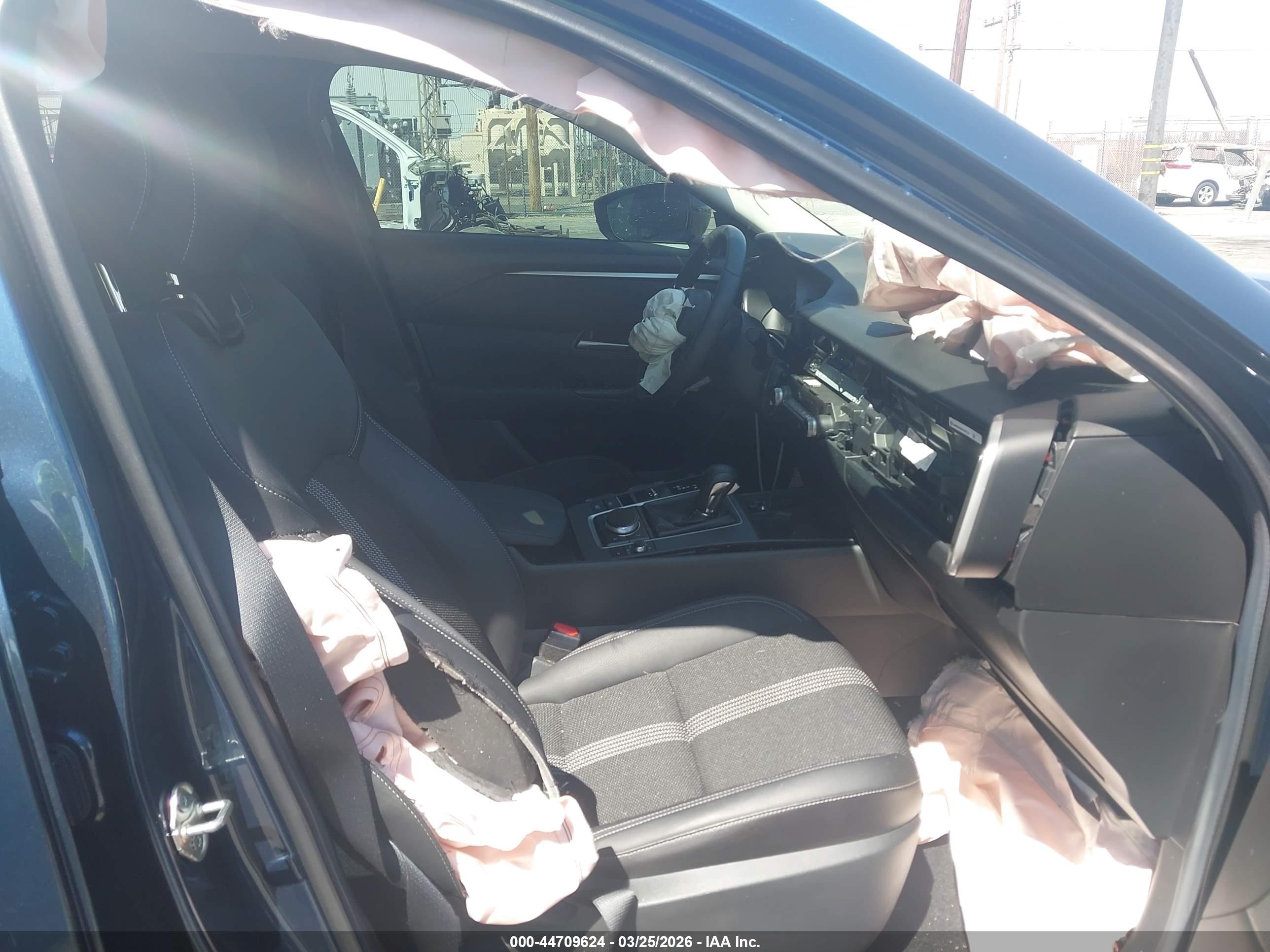 MAZDA CX-50 image 5