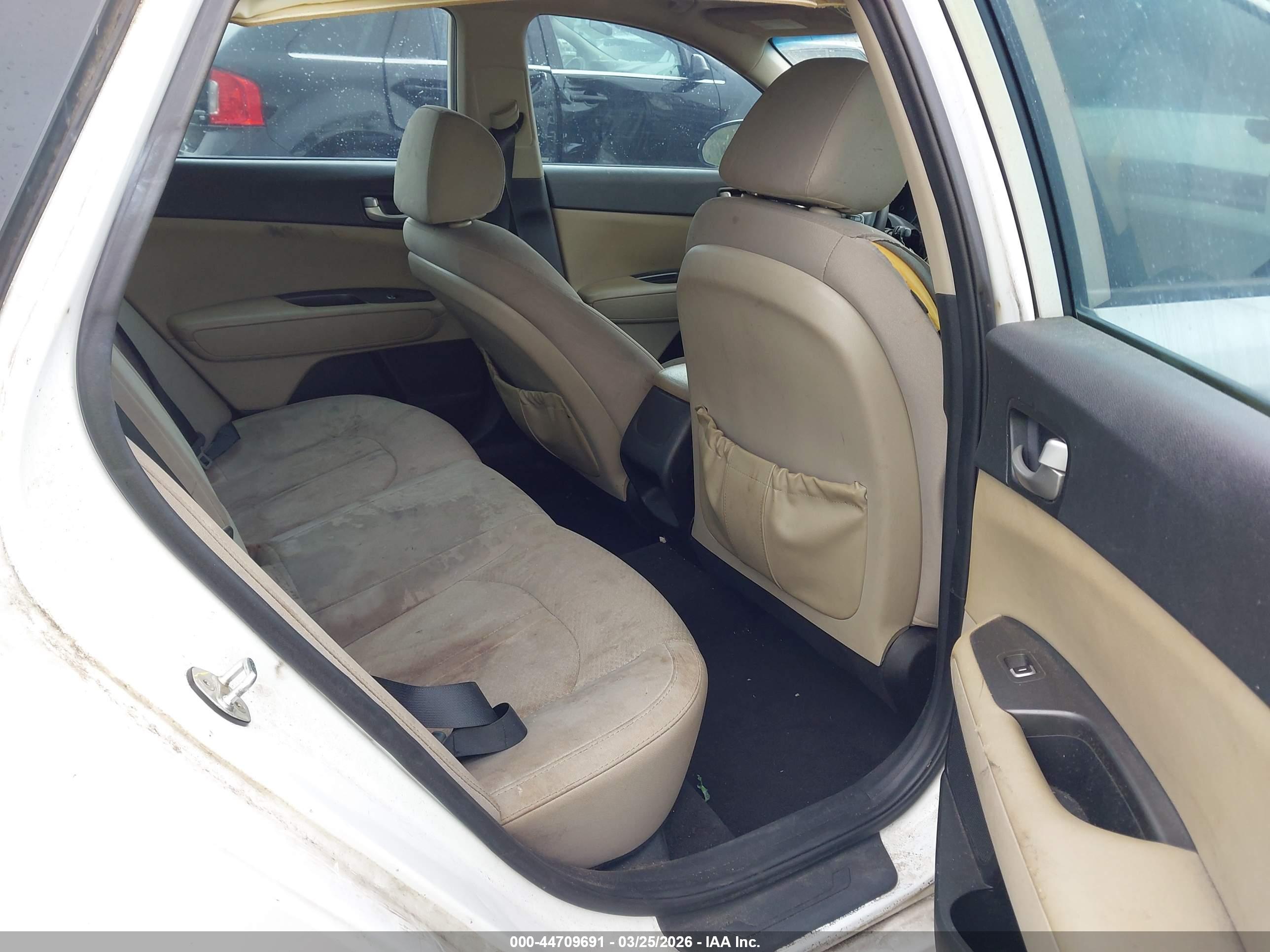 KIA OPTIMA image 8