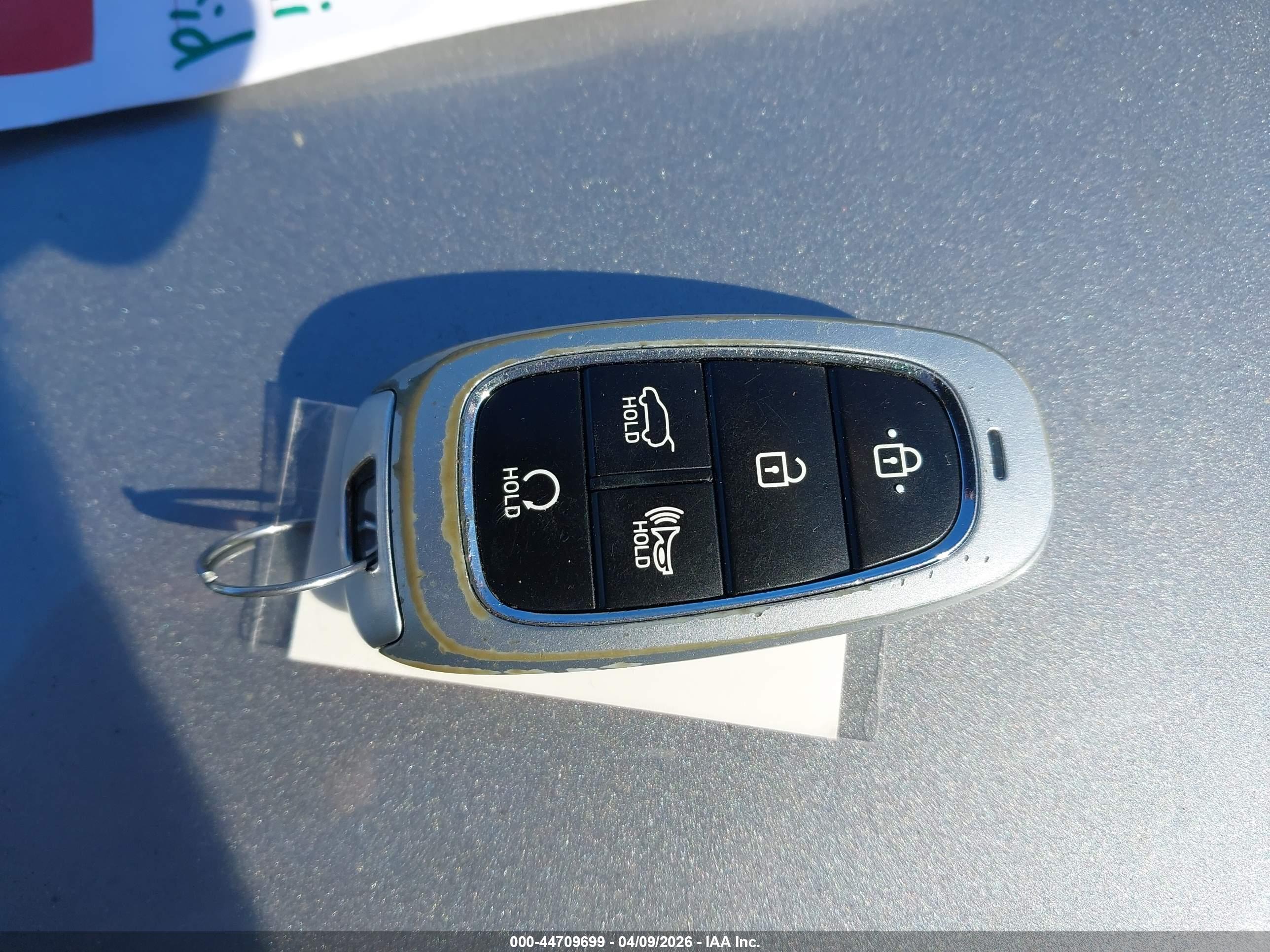 HYUNDAI TUCSON image 11