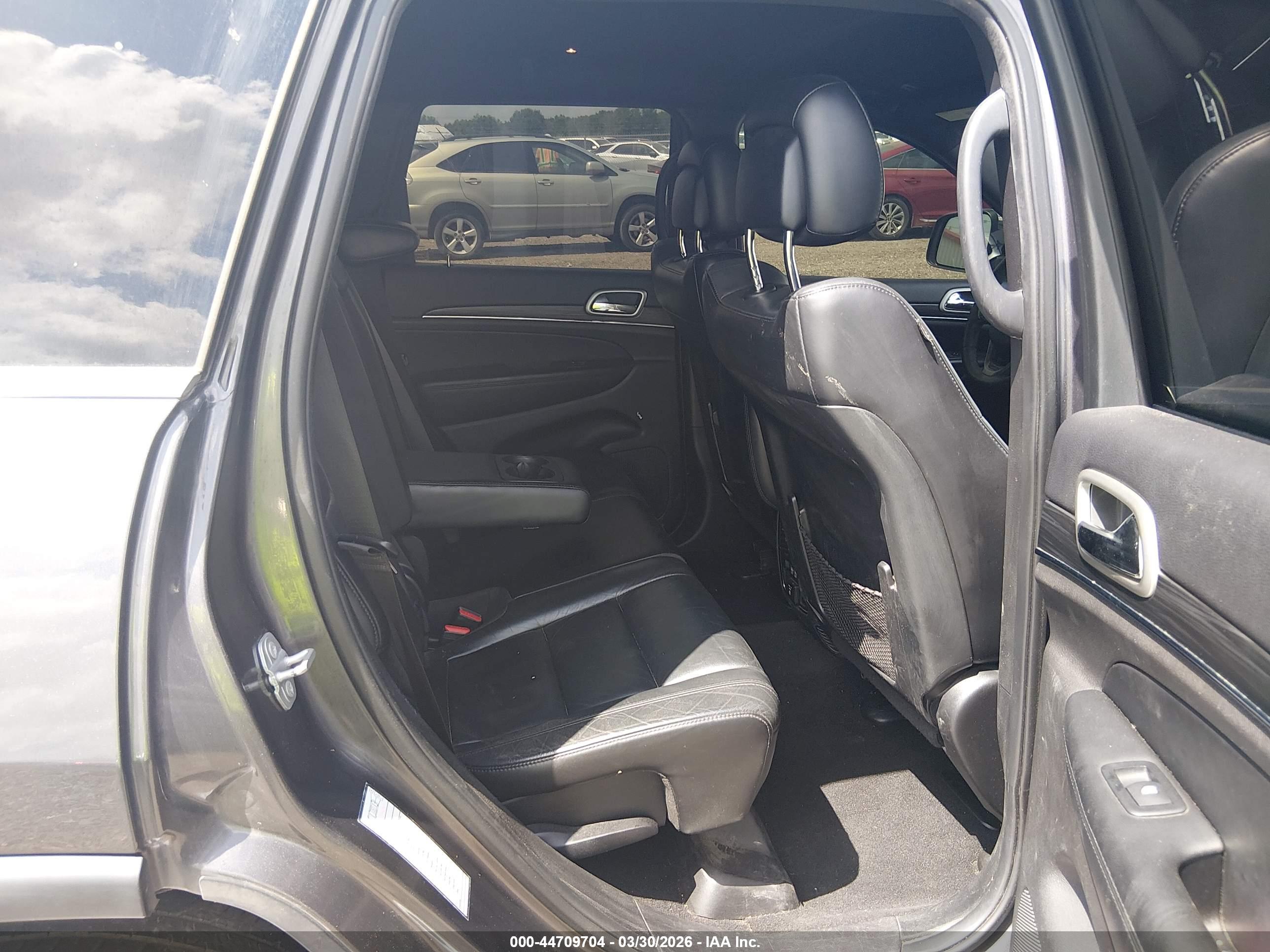 JEEP GRAND image 8