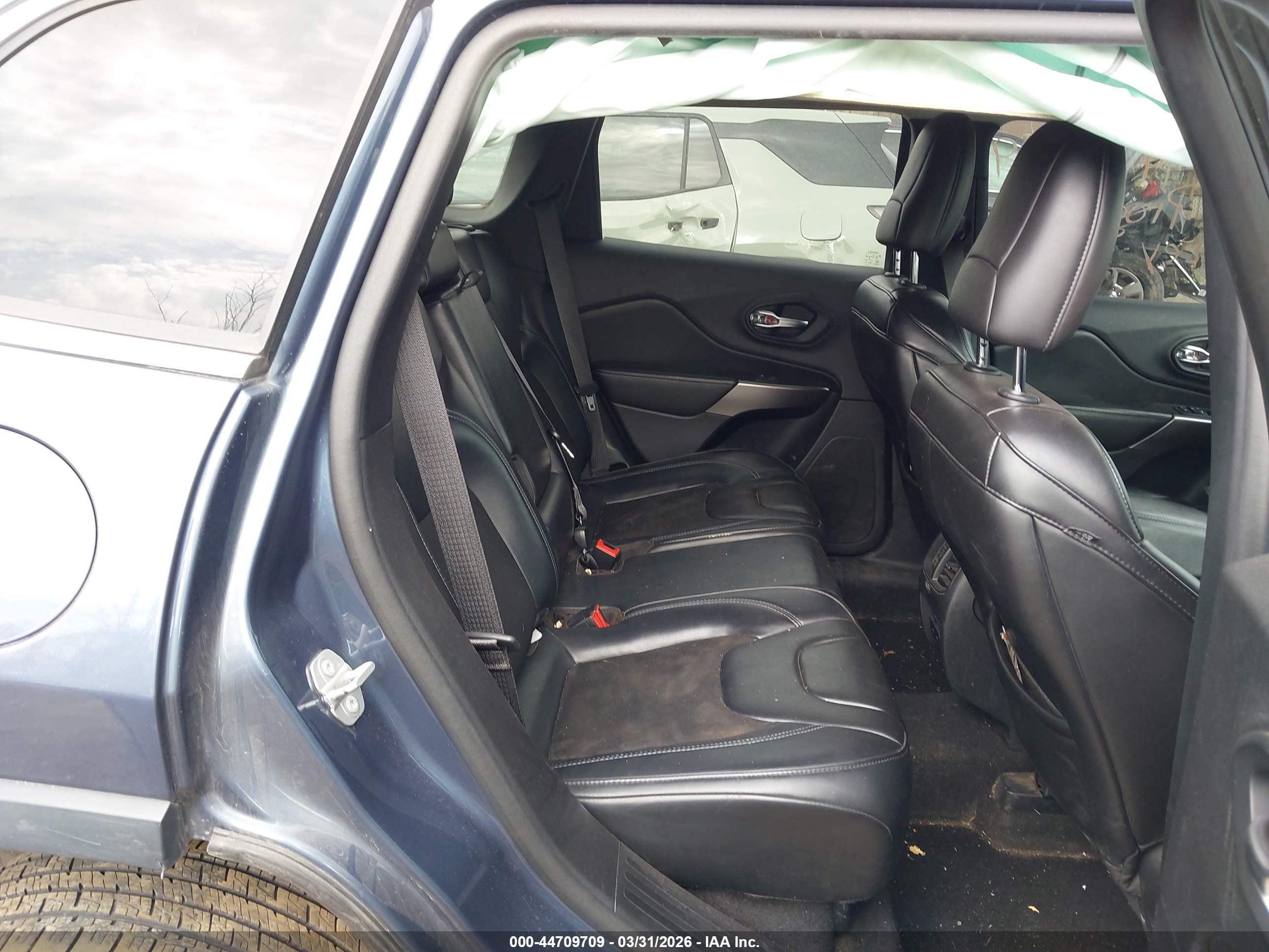 JEEP CHEROKEE image 8