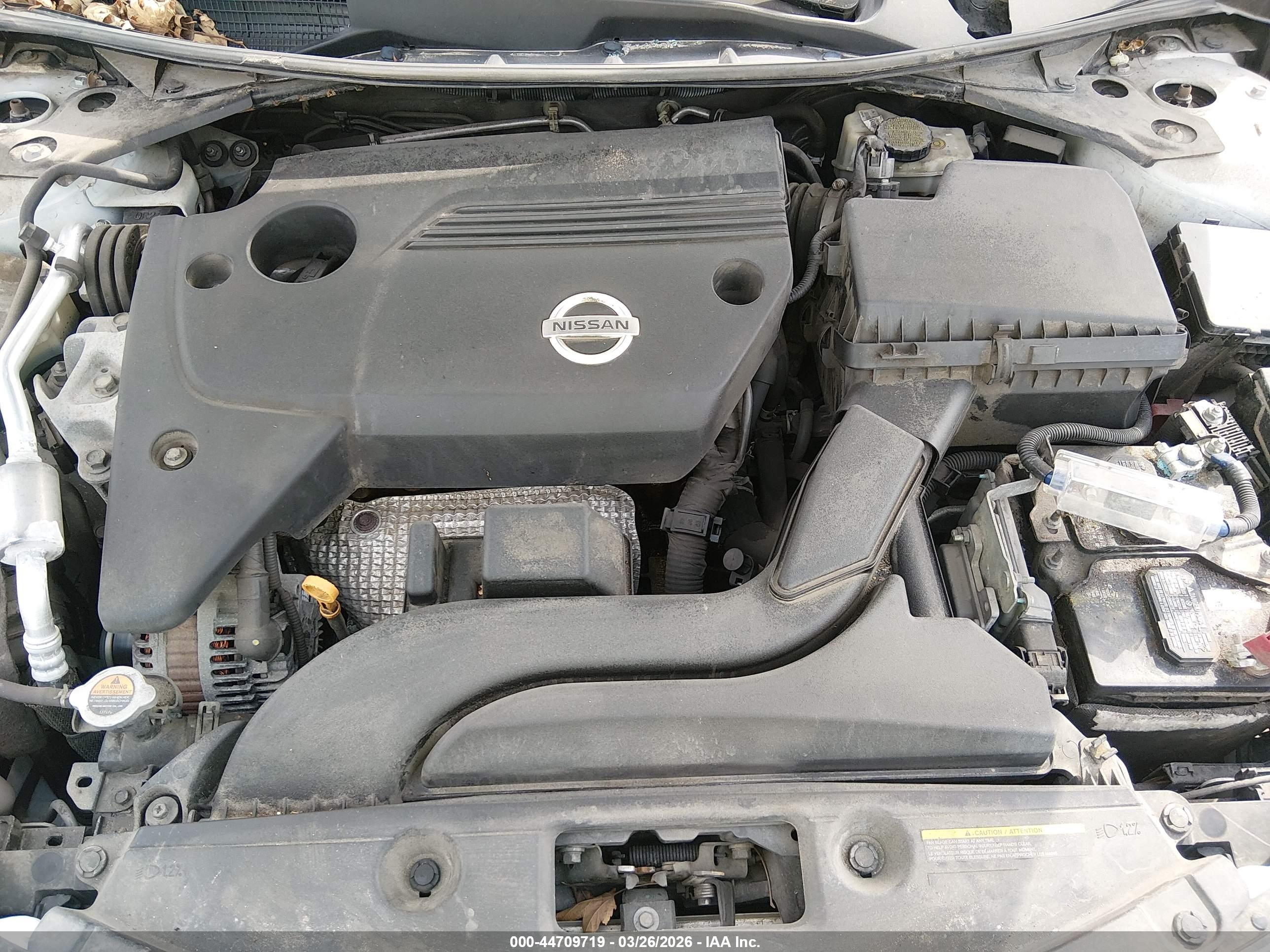 NISSAN ALTIMA image 10