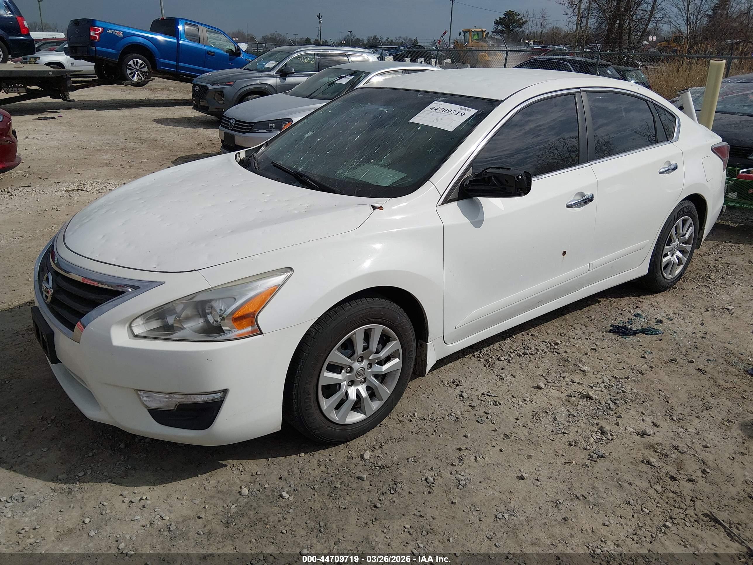 NISSAN ALTIMA image 2