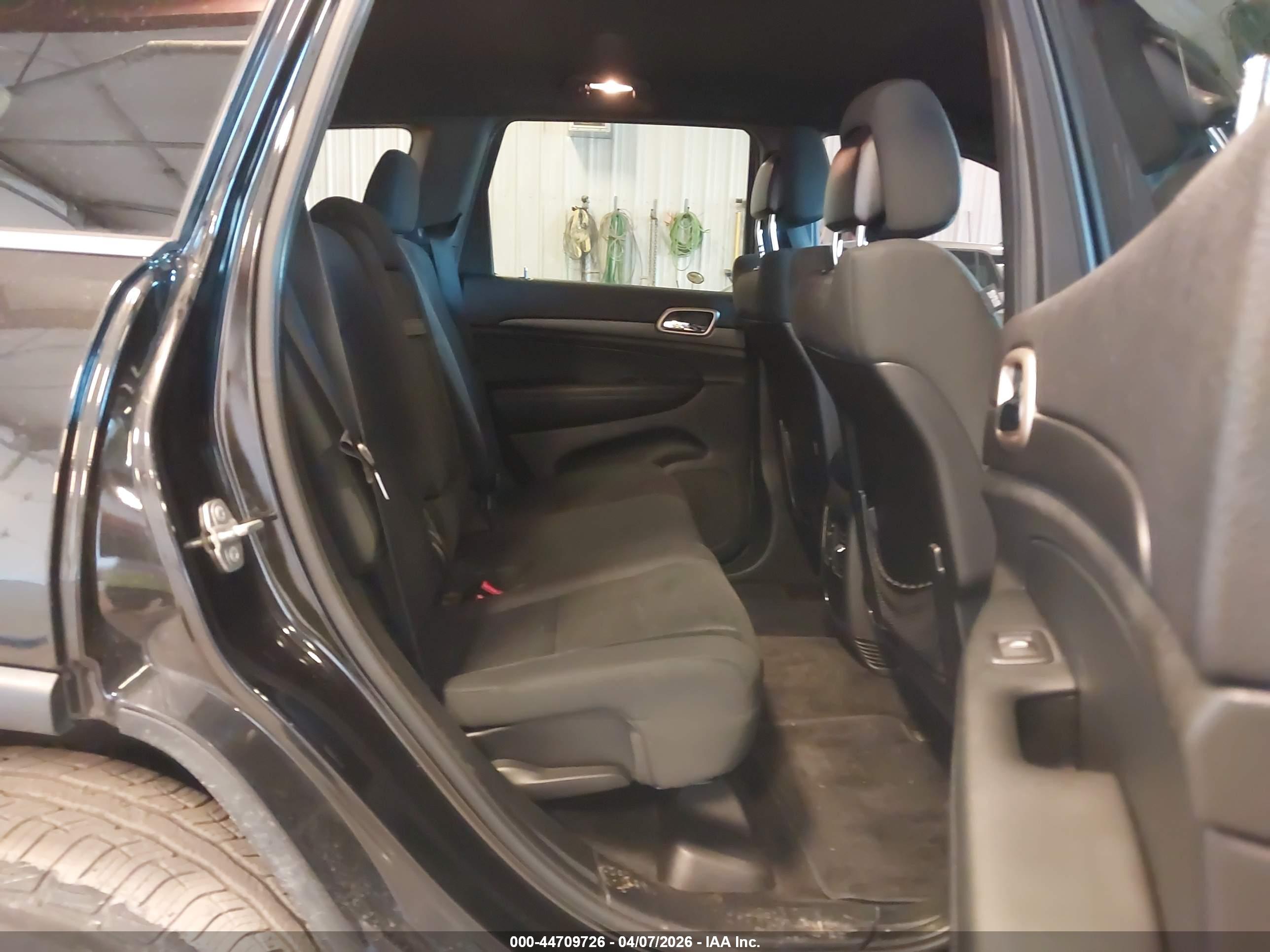 JEEP GRAND image 8