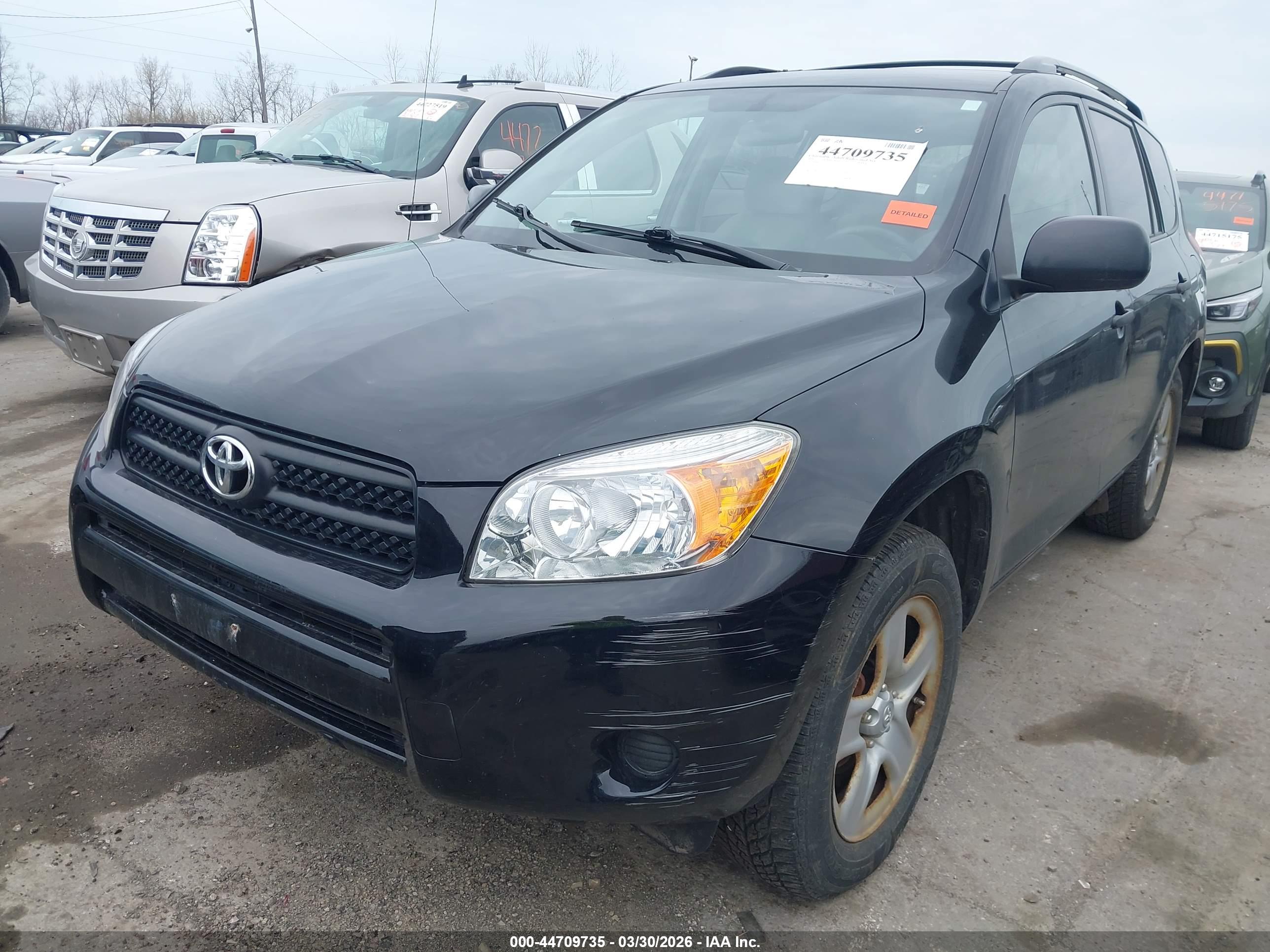 TOYOTA RAV4 image 6