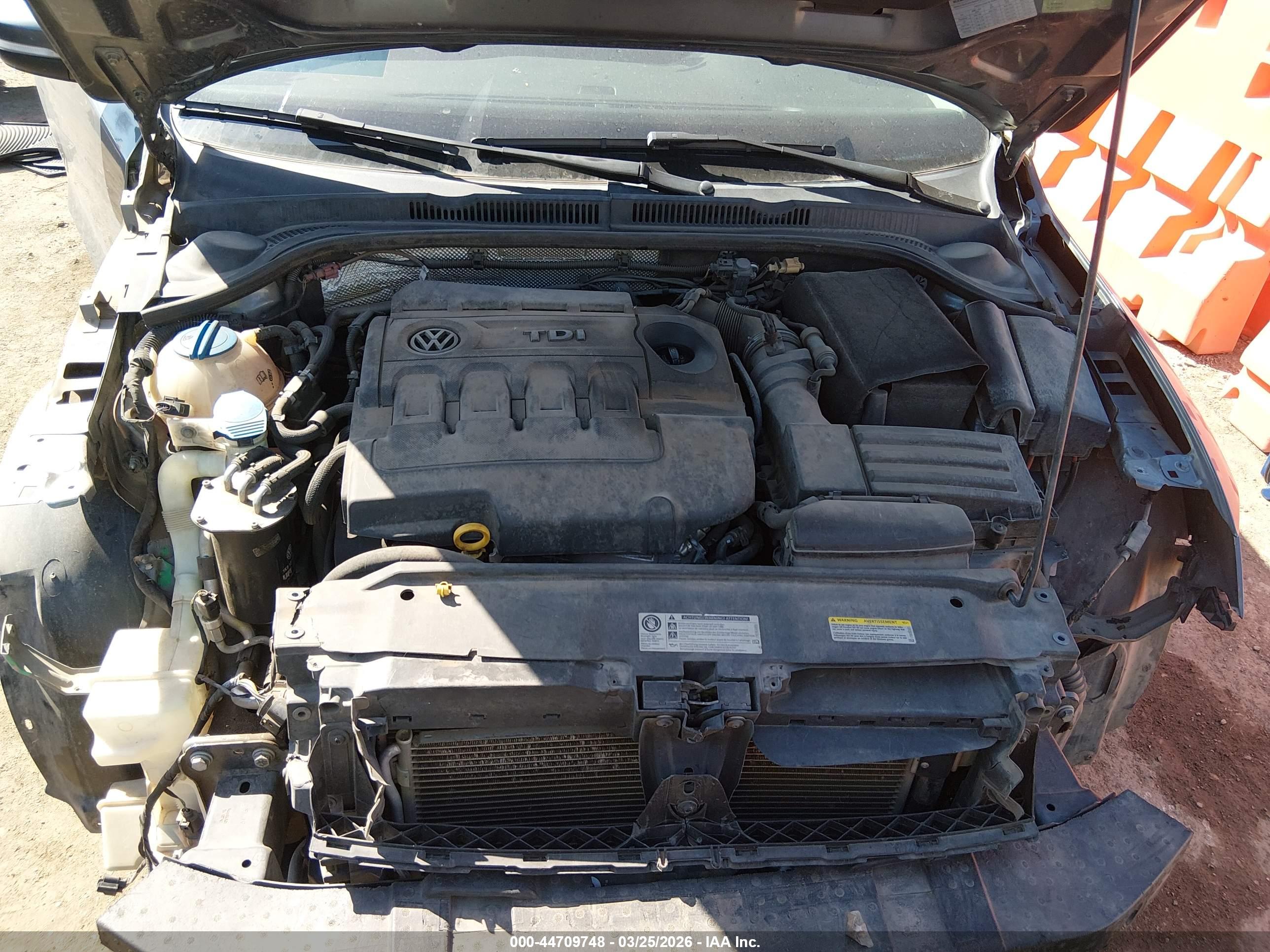 VOLKSWAGEN JETTA image 10
