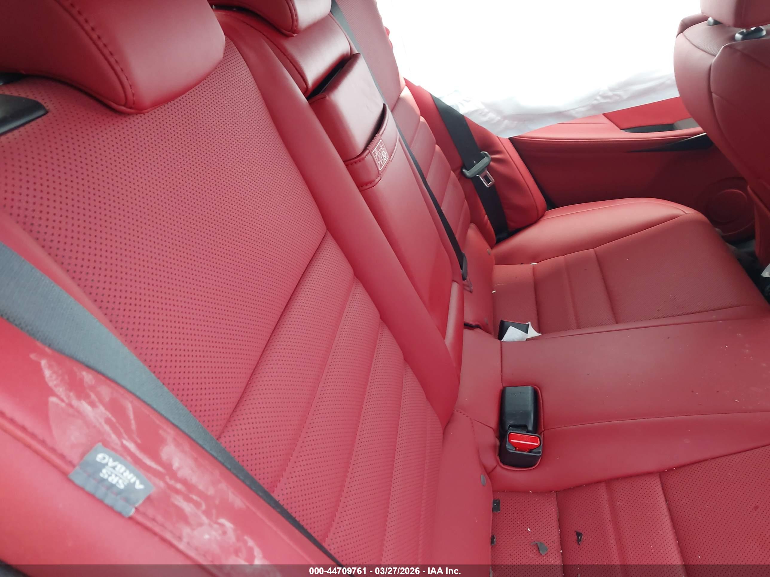 LEXUS IS image 8