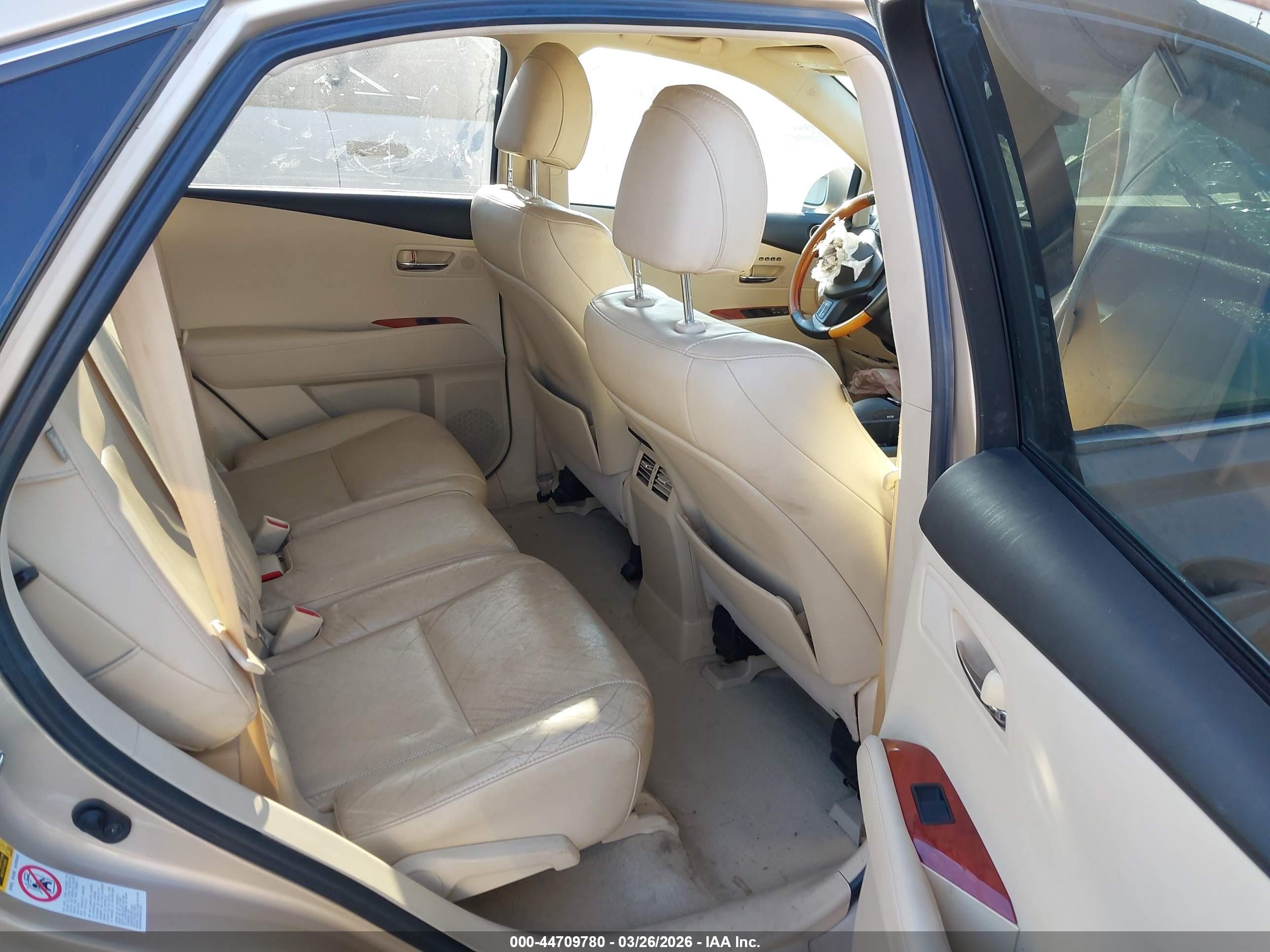 LEXUS RX image 8