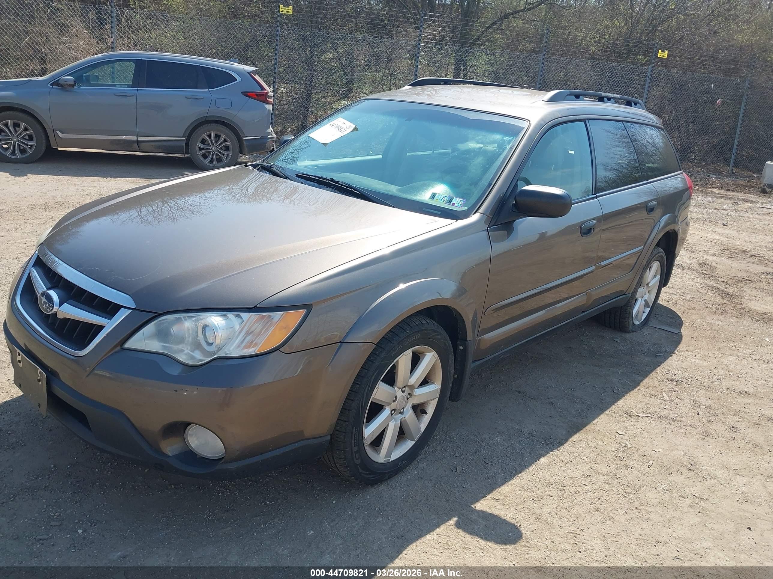 SUBARU OUTBACK image 2